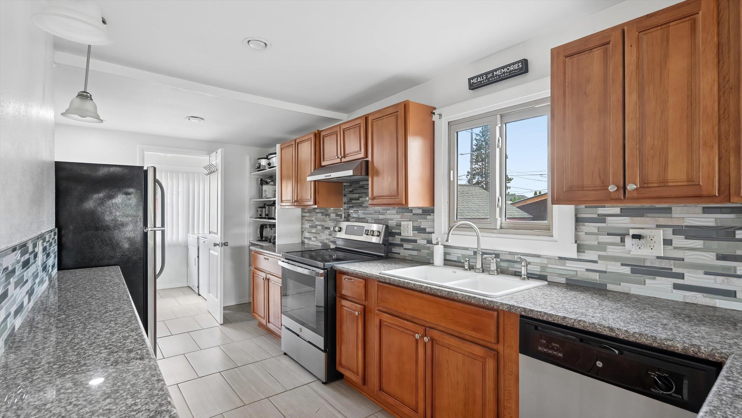3808 N Washington St - Photo 12