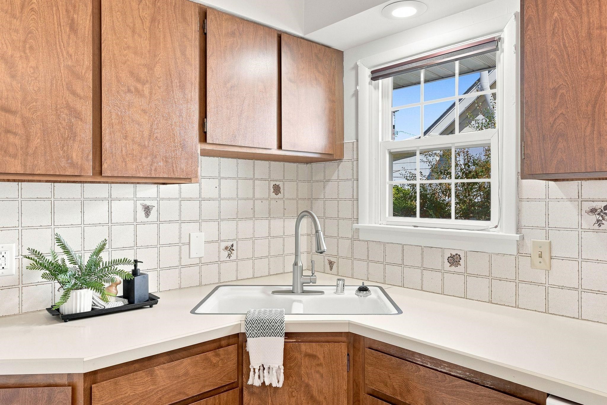 3903 E 24th Ave - Photo 10