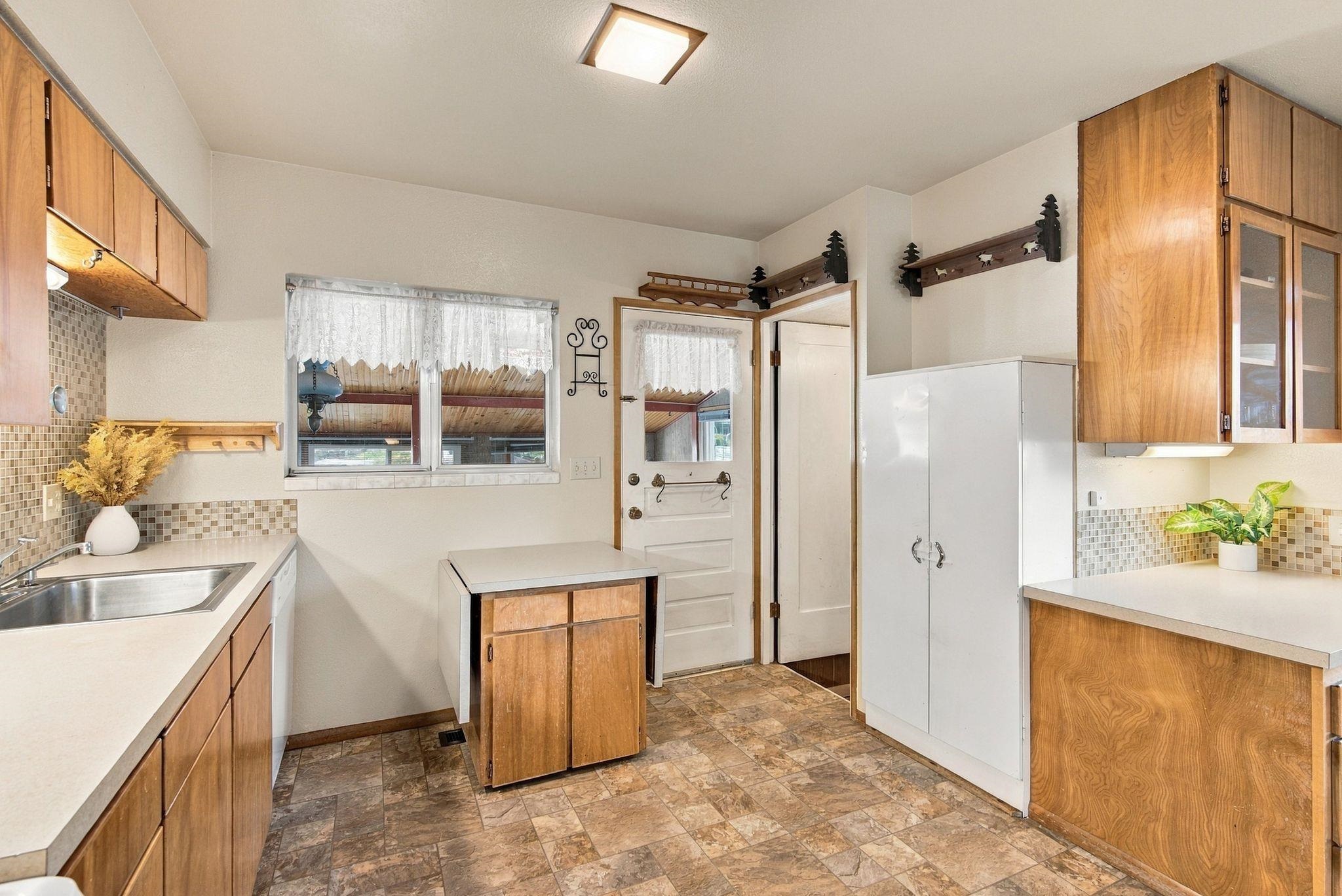 421 E 28th Ave - Photo 12