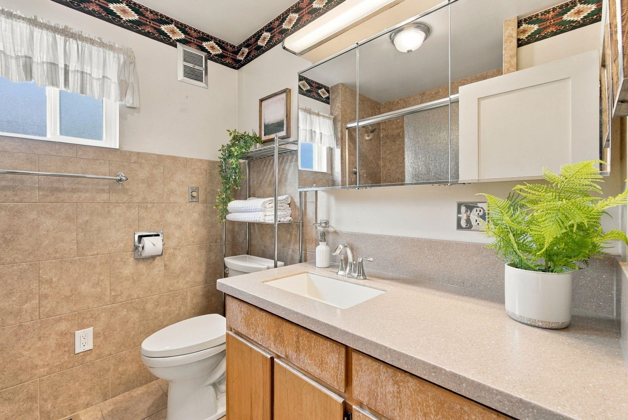 421 E 28th Ave - Photo 14