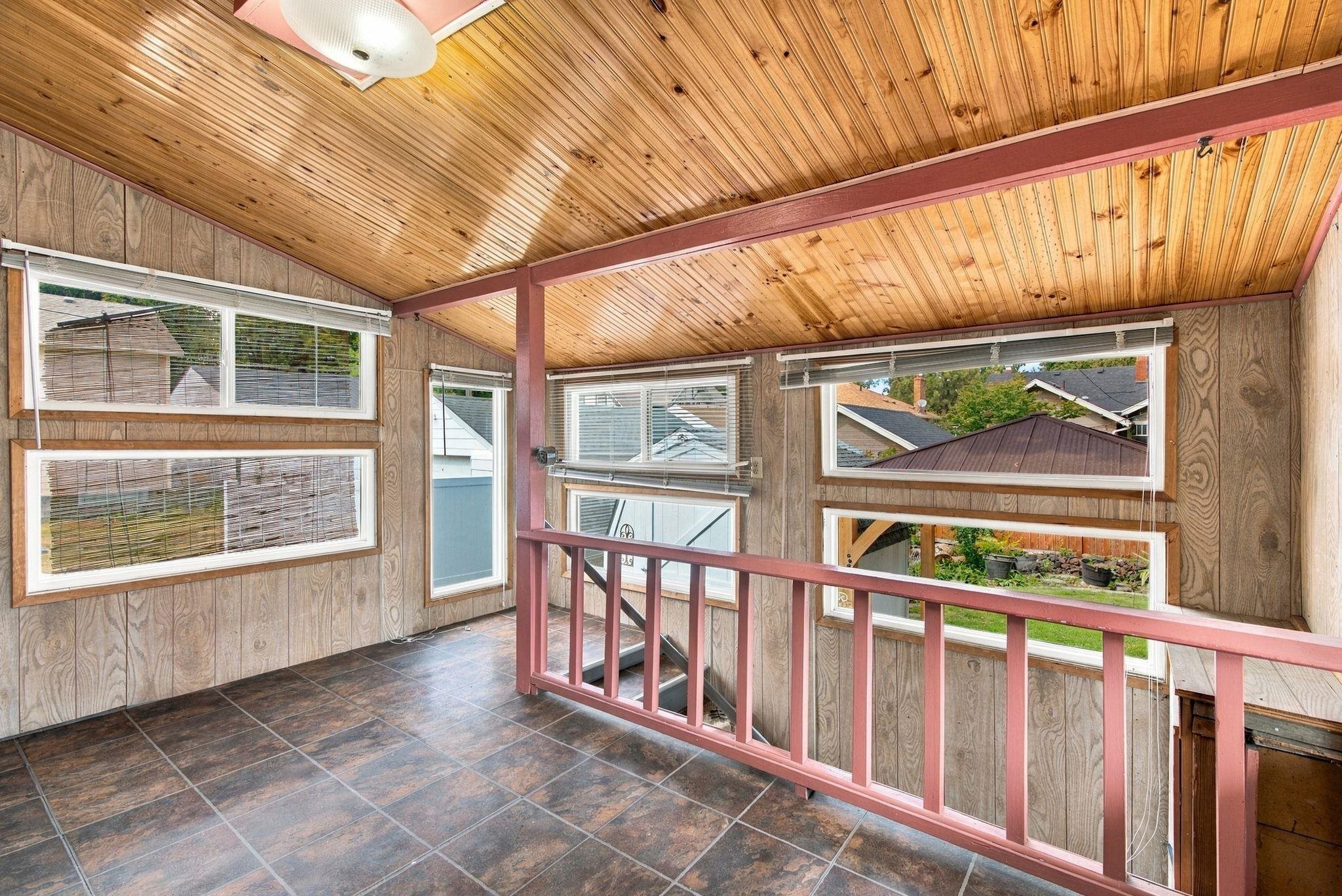 421 E 28th Ave - Photo 18
