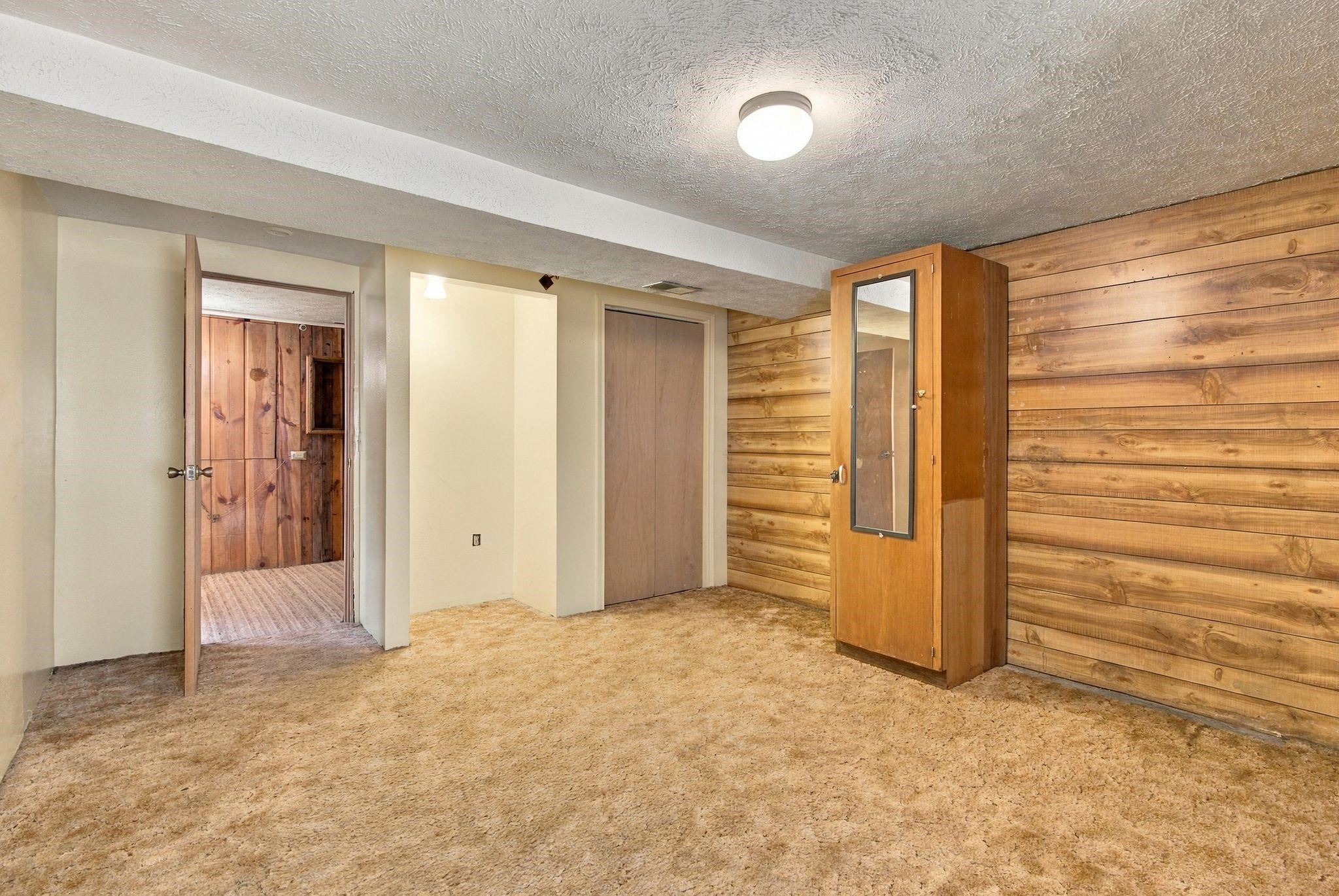 421 E 28th Ave - Photo 27