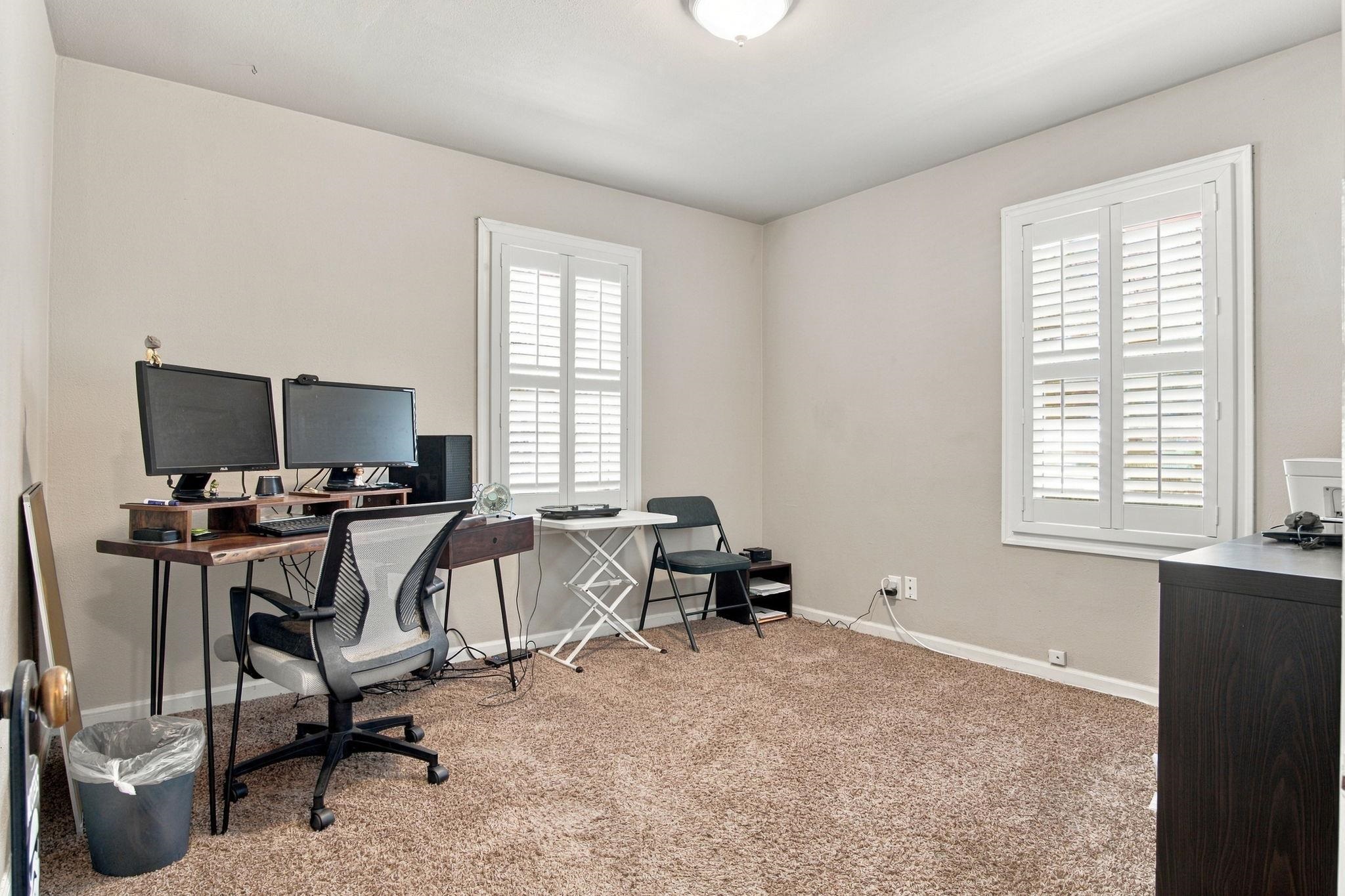 10309 E Broadway Ave - Photo 11