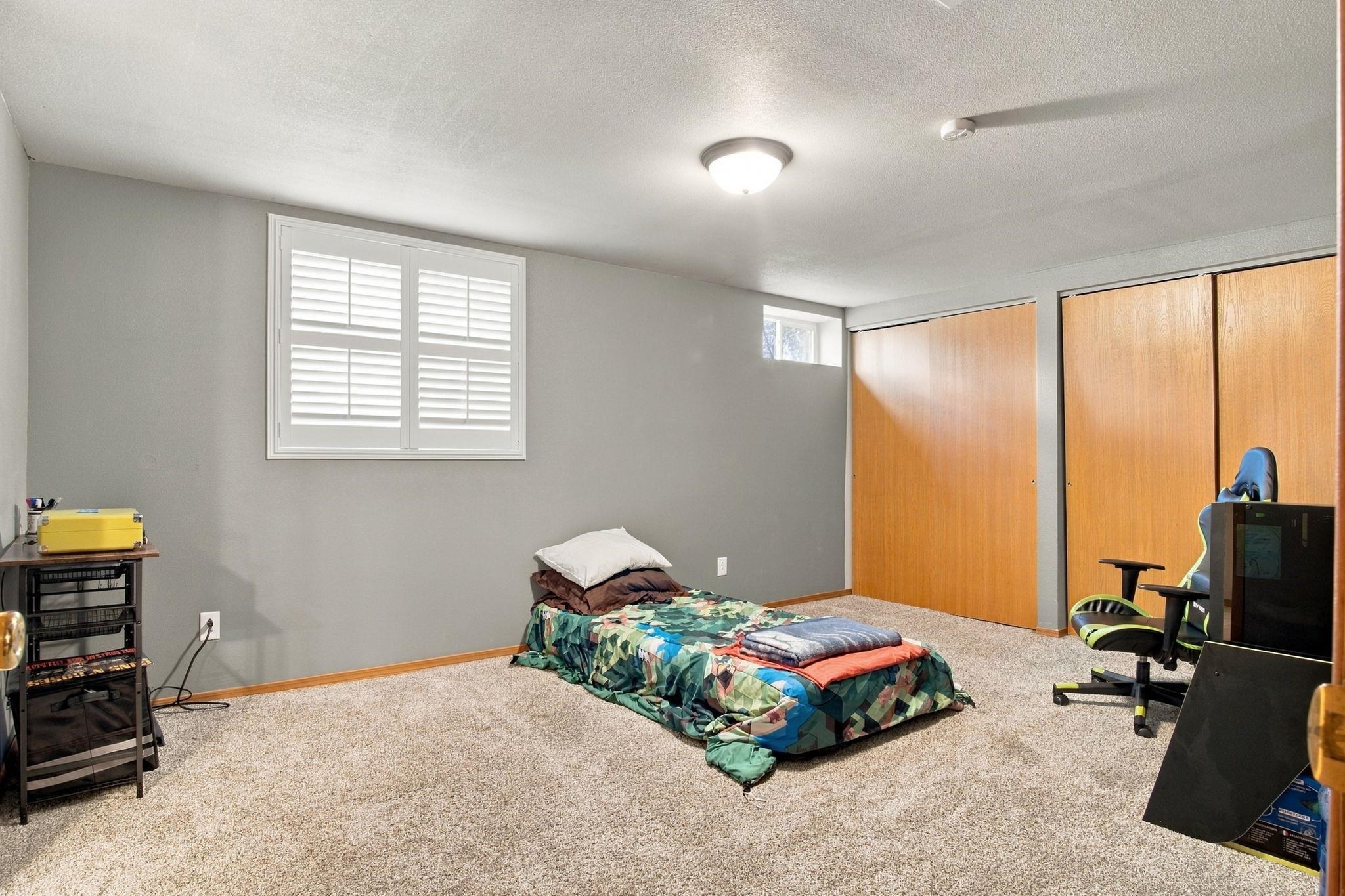10309 E Broadway Ave - Photo 15
