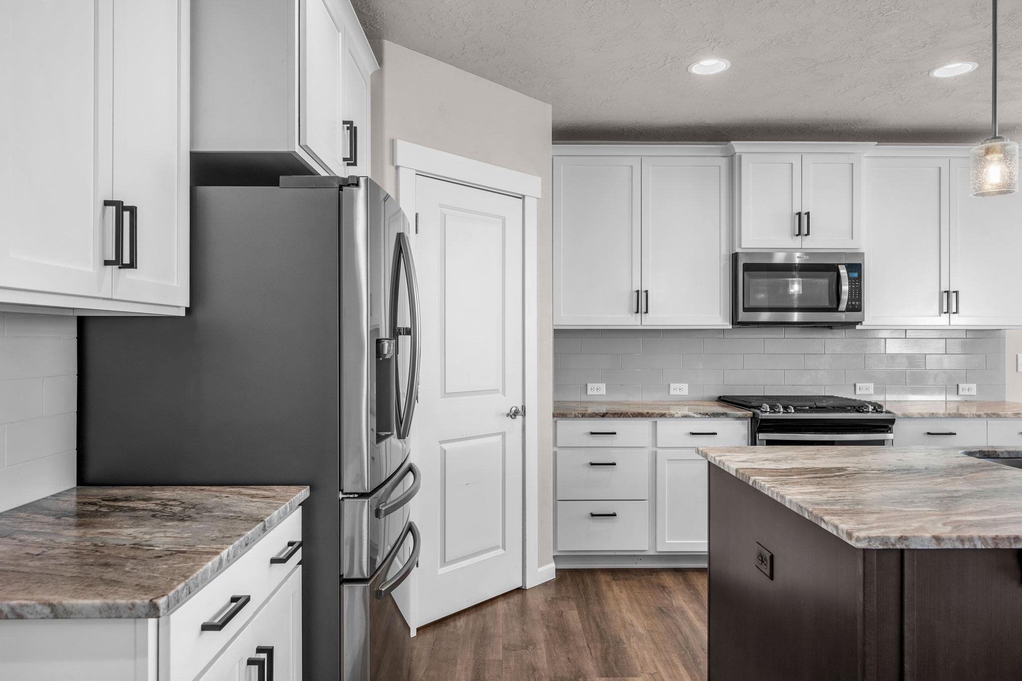 1229 S Greenacres Ct - Photo 8