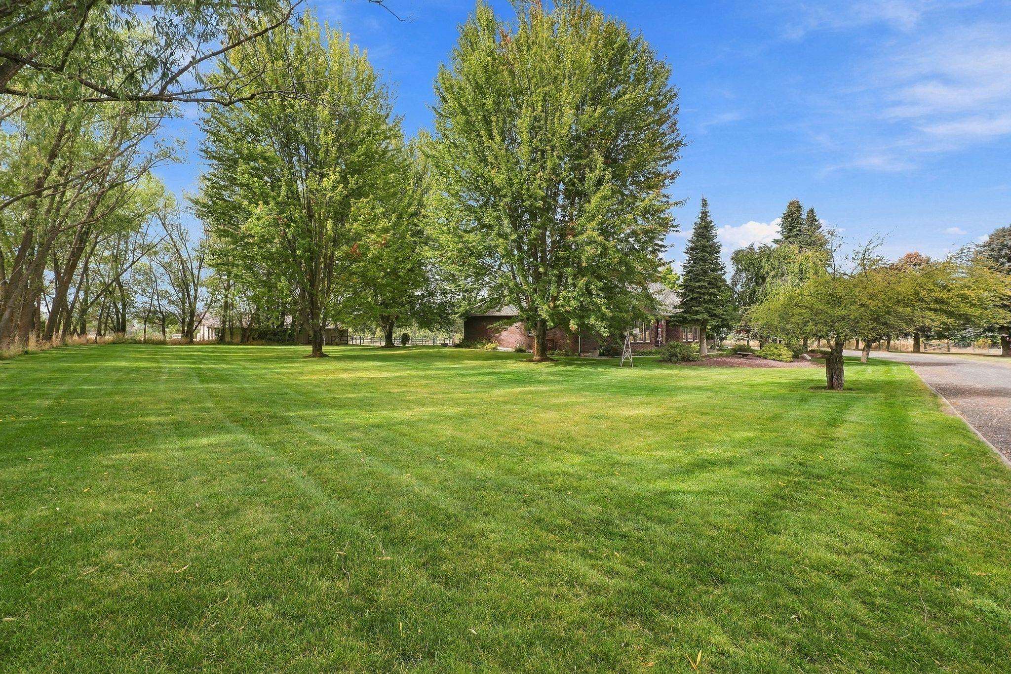 507 E Ziegler Ln - Photo 45
