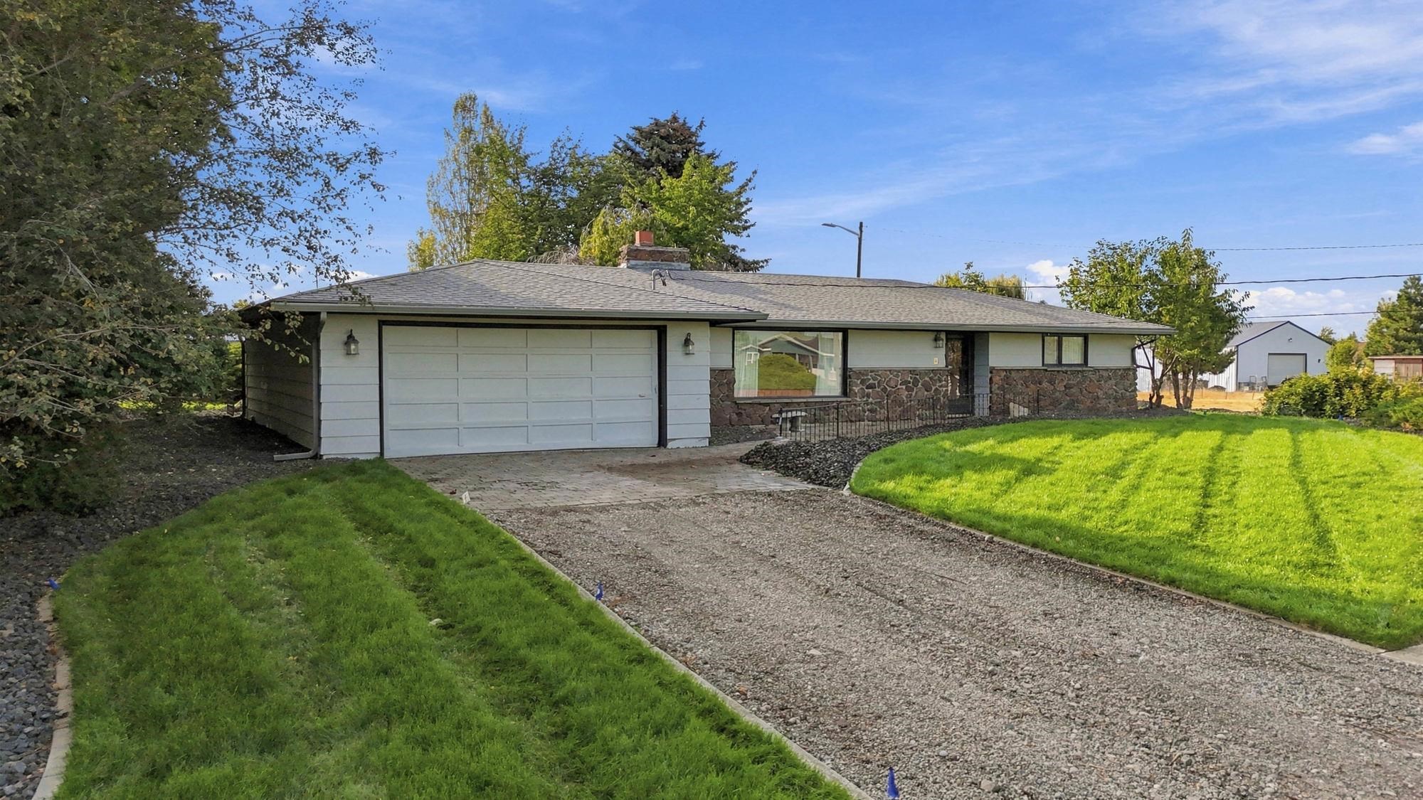 9811 N Edna St - Photo 1