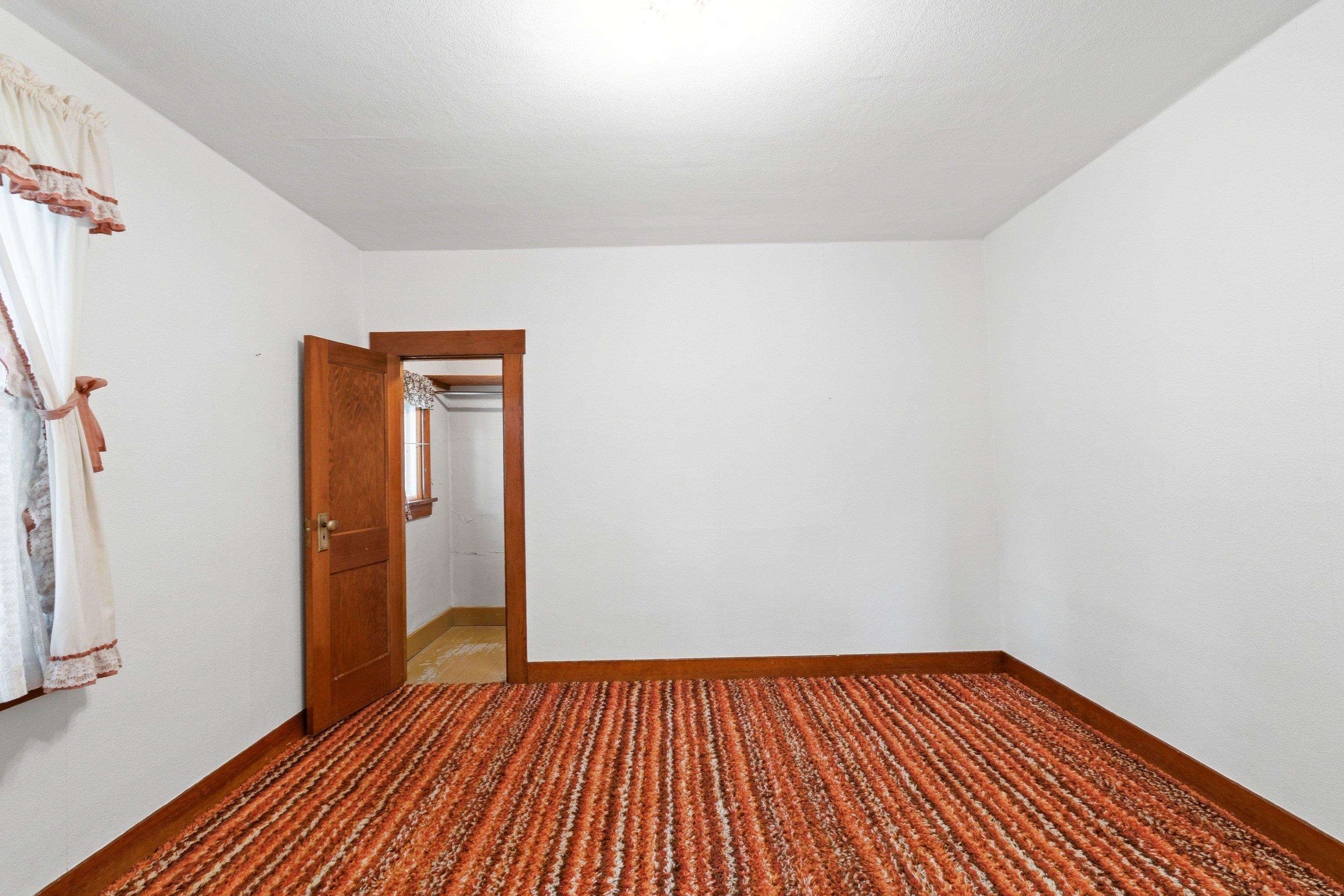 341 S Broadway St - Photo 29