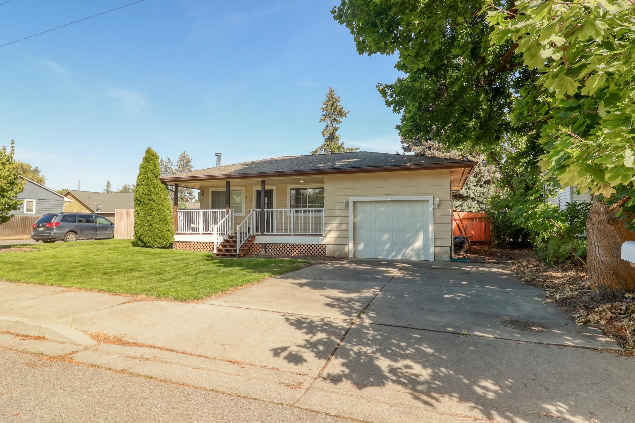3105 S Rebecca St - Photo 2