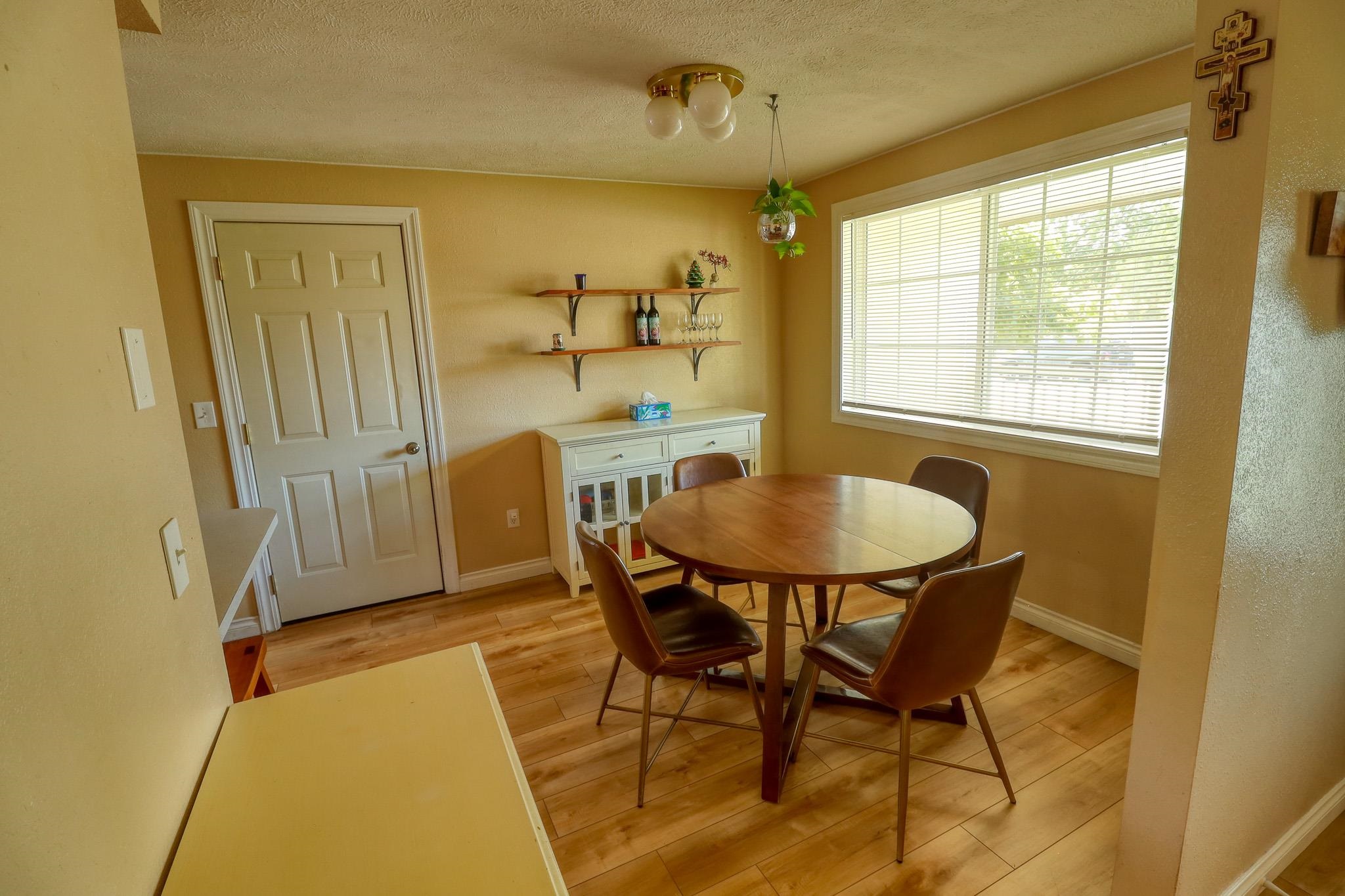 3105 S Rebecca St - Photo 6