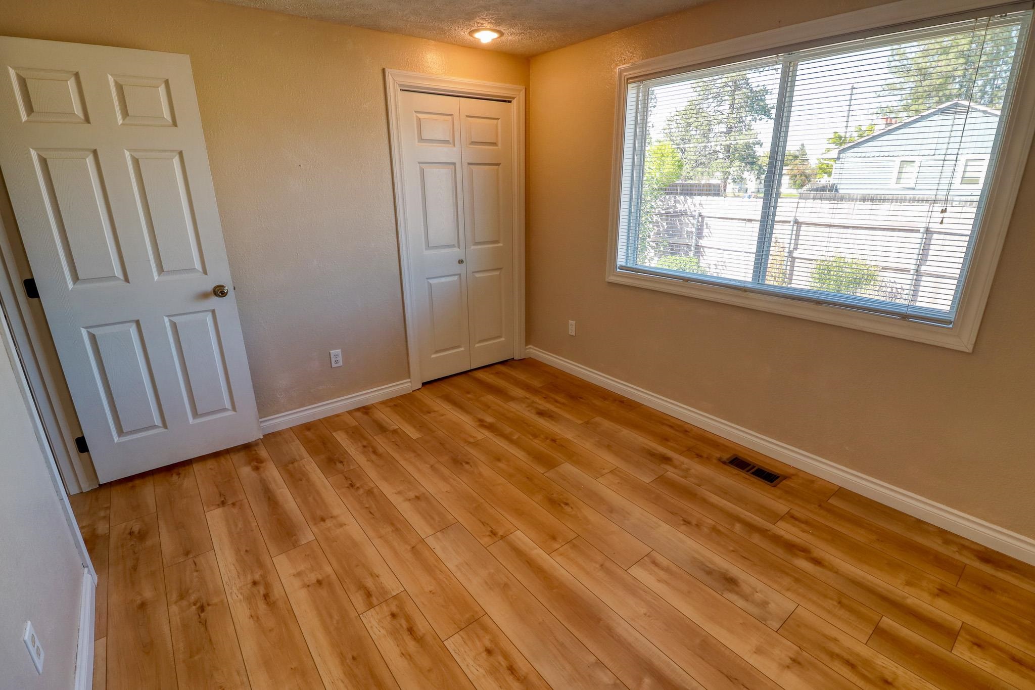 3105 S Rebecca St - Photo 12