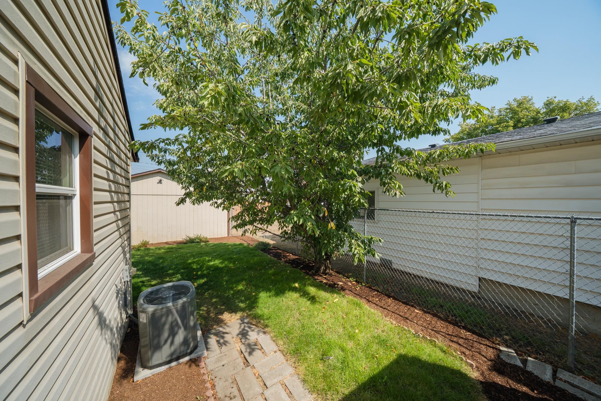 603 E COLUMBIA Ave - Photo 32
