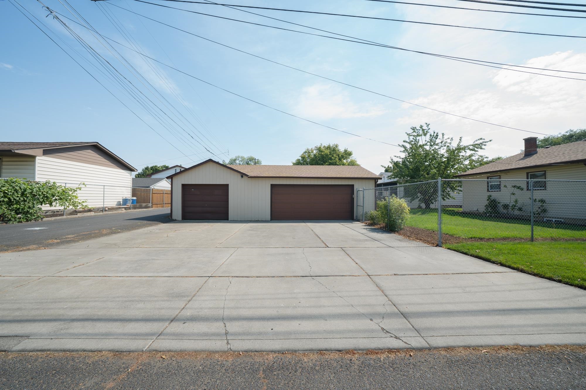 603 E COLUMBIA Ave - Photo 39
