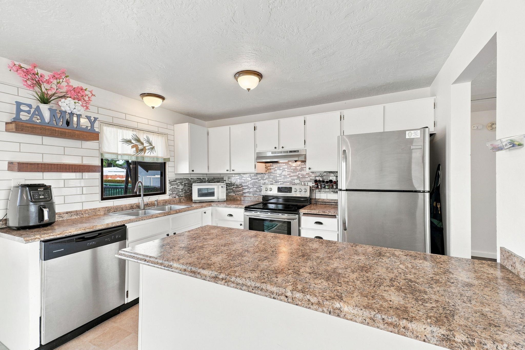 3227 E Garnet Ave Ave - Photo 12