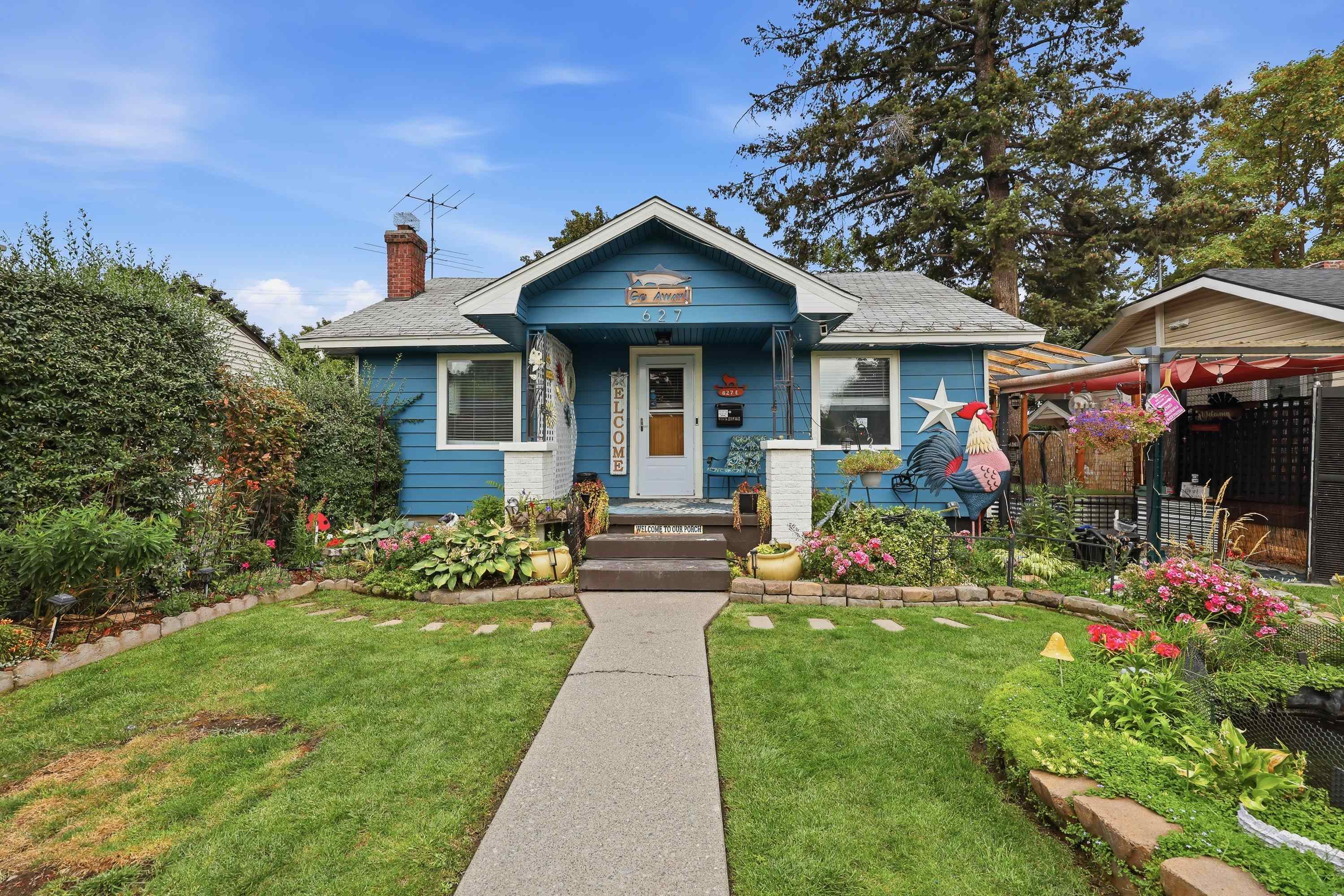 627 E Empire Ave - Photo 1