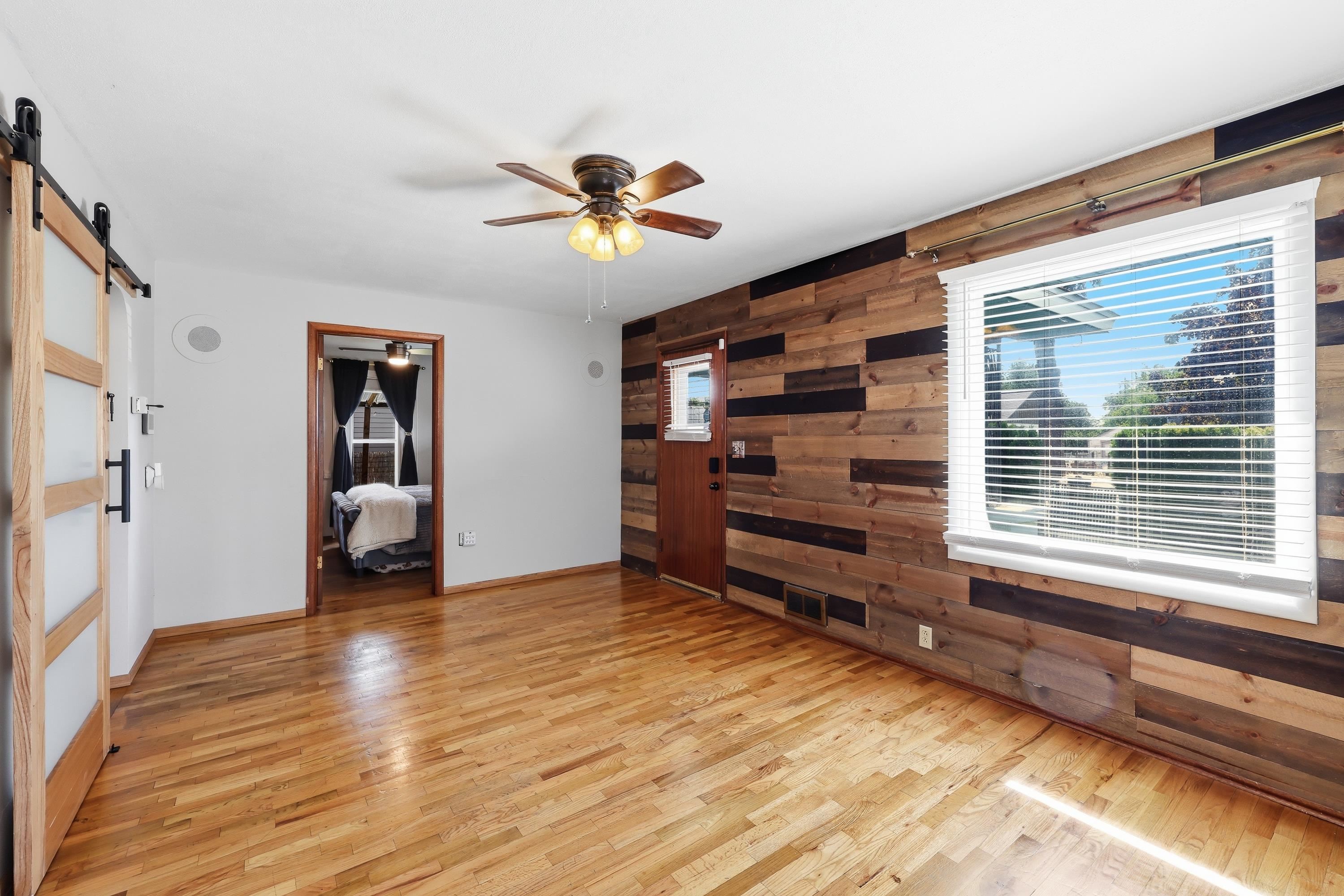 627 E Empire Ave - Photo 8