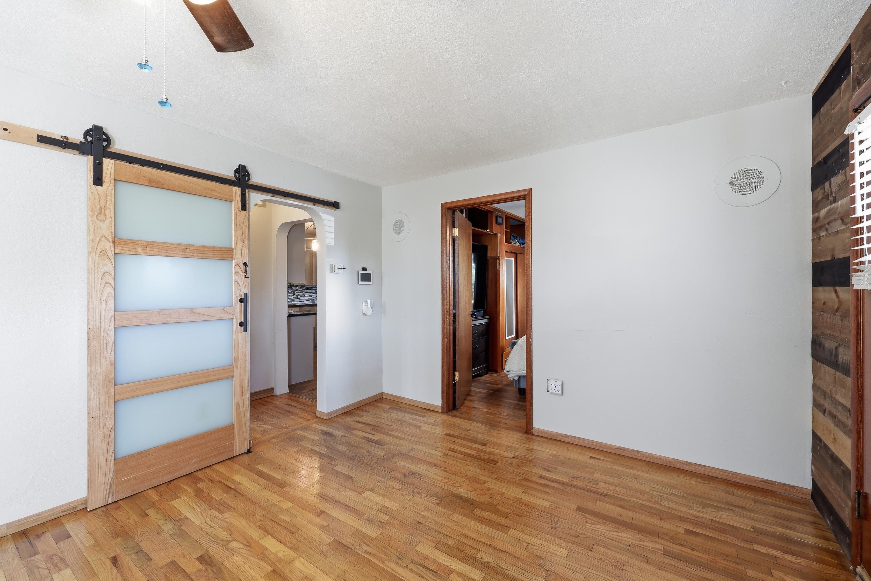 627 E Empire Ave - Photo 9