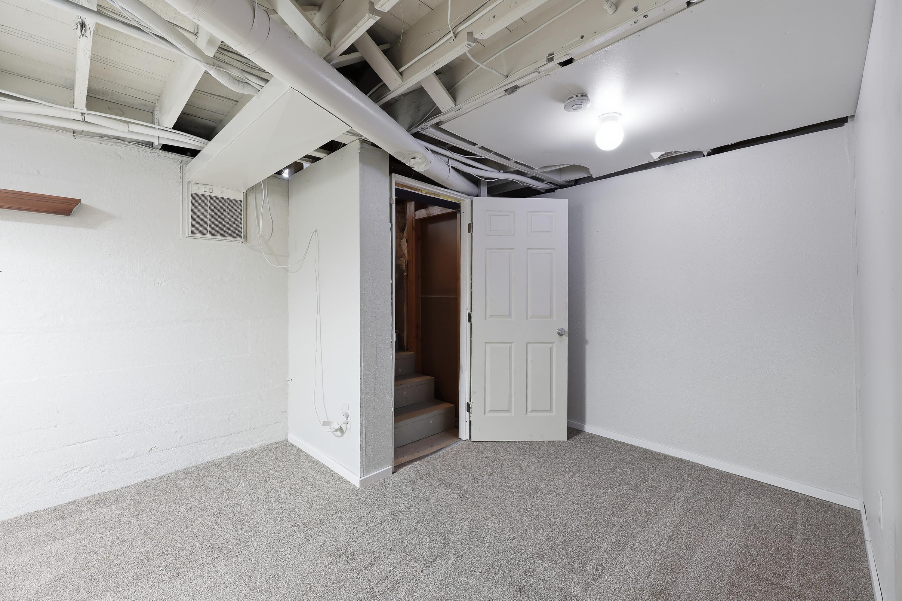 627 E Empire Ave - Photo 17