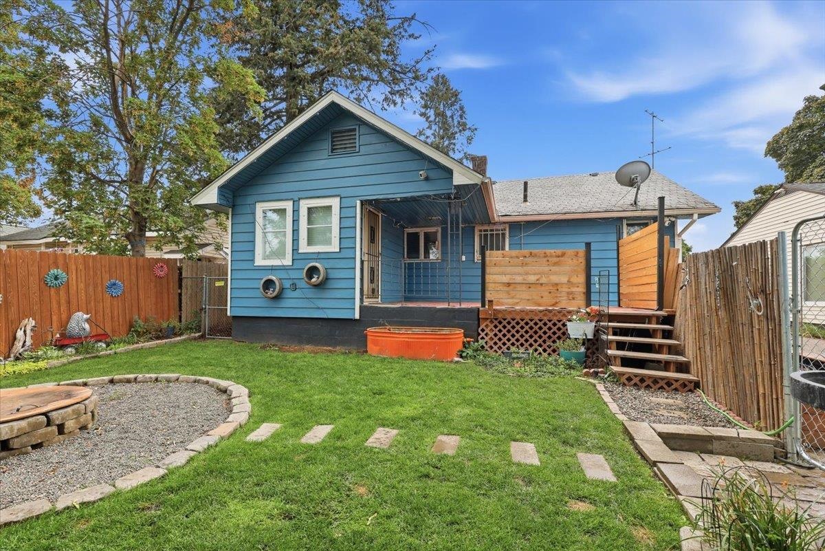 627 E Empire Ave - Photo 24