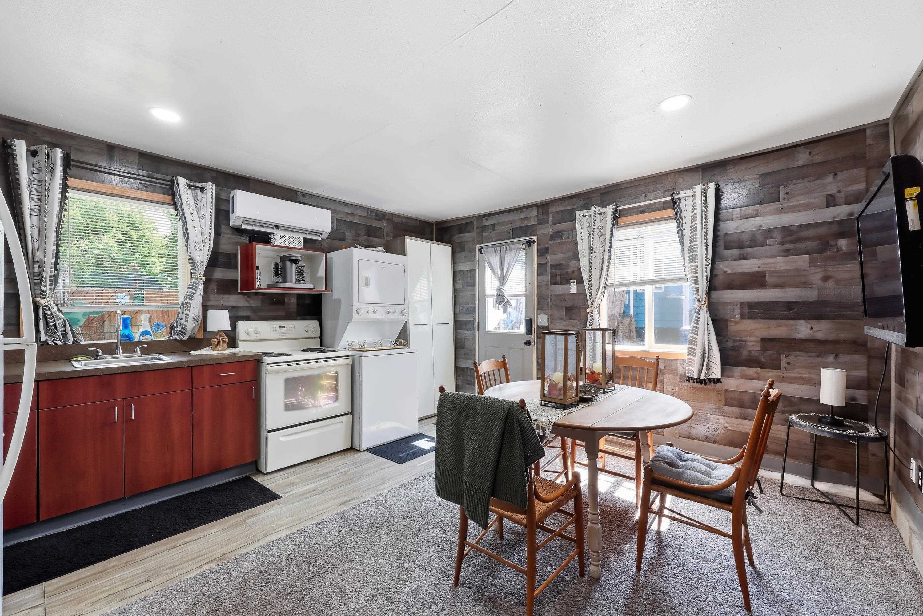 627 E Empire Ave - Photo 35