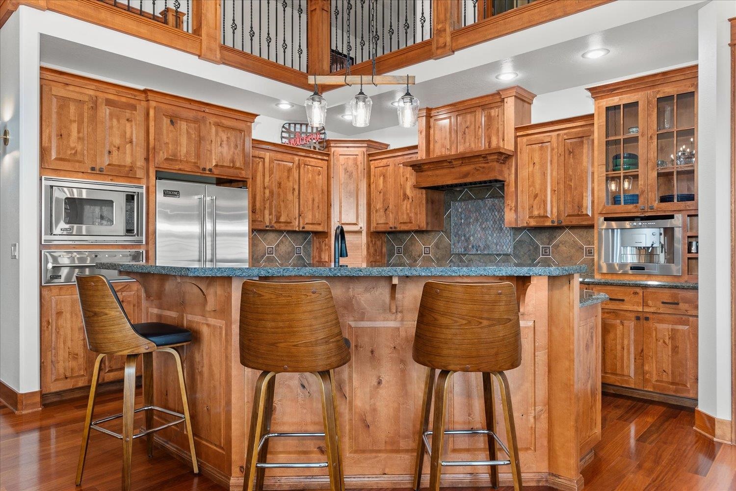 8924 E Clearview Ln - Photo 18