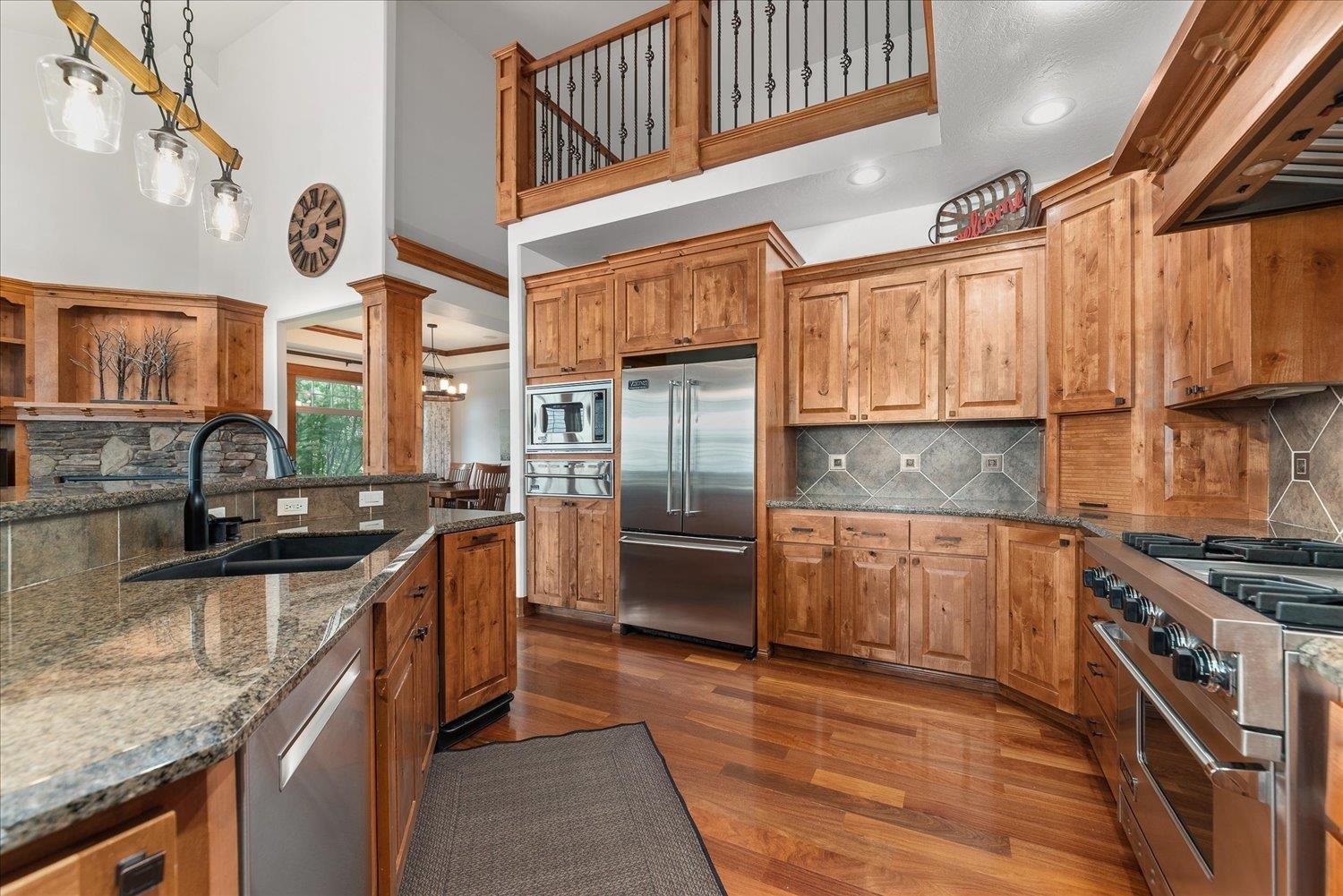 8924 E Clearview Ln - Photo 20