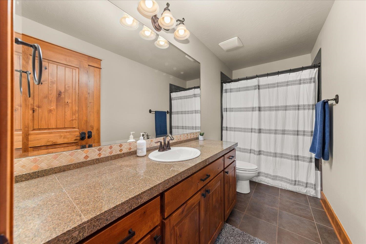8924 E Clearview Ln - Photo 33