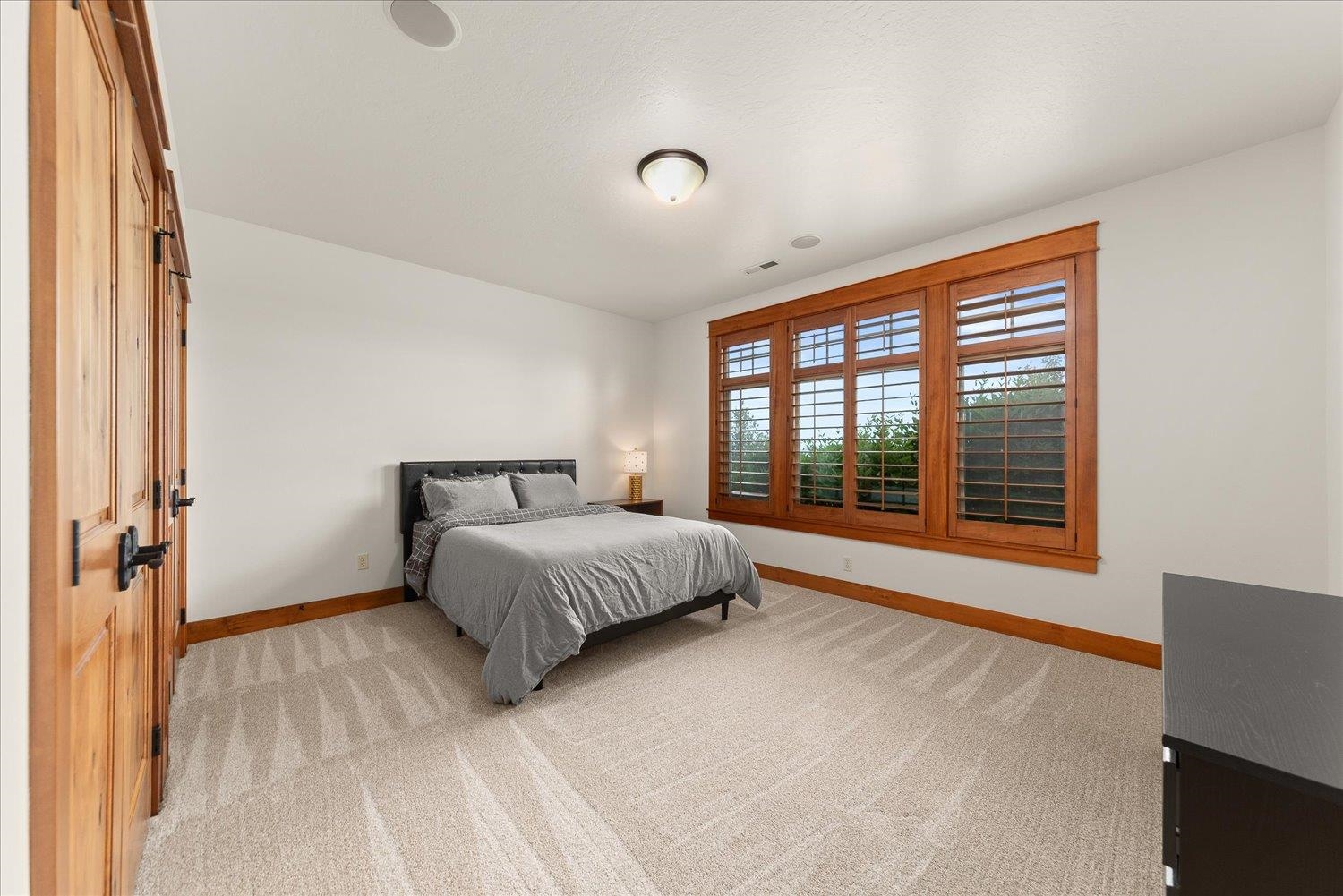 8924 E Clearview Ln - Photo 44