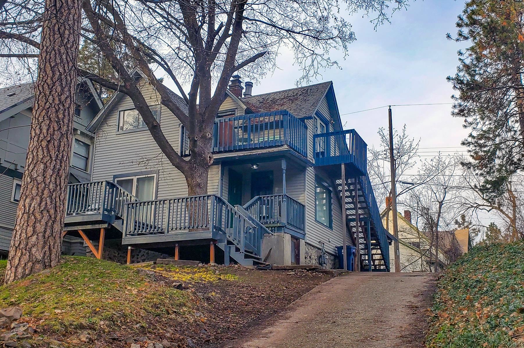 407 E 11th Ave - Photo 1