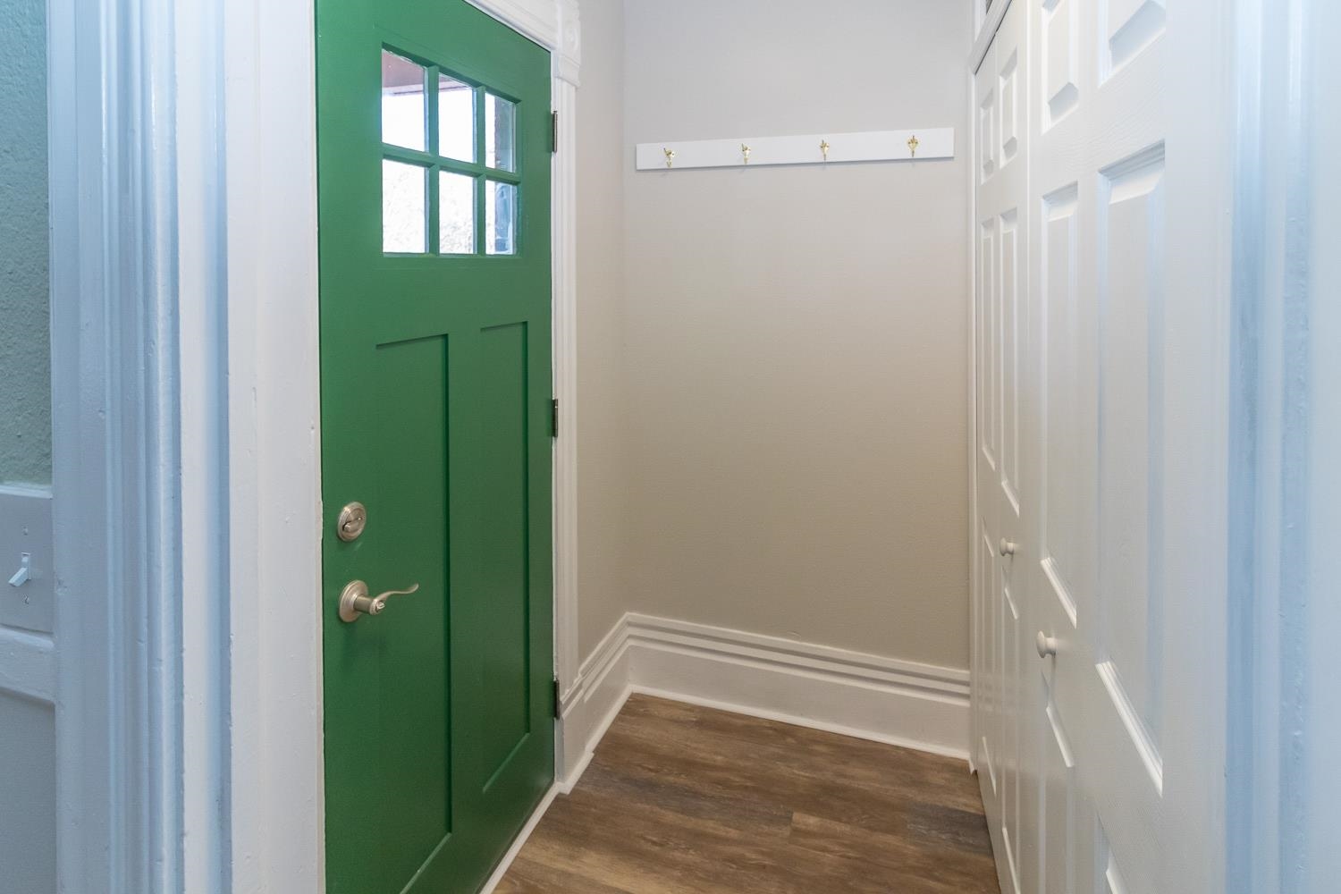 407 E 11th Ave - Photo 14
