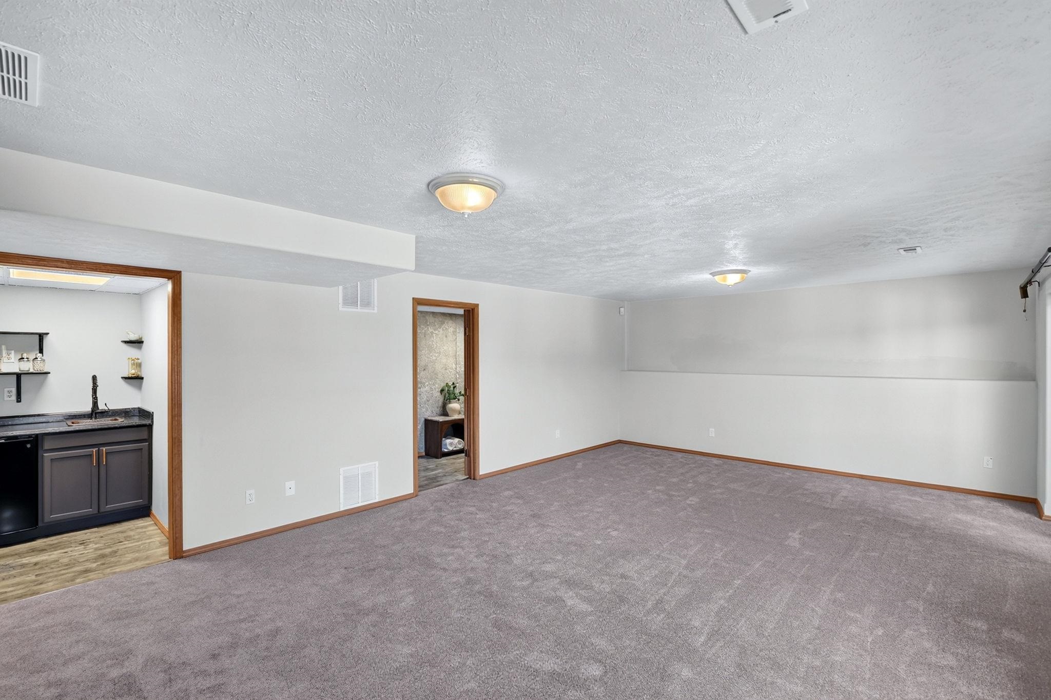 1019 W BOLAN Ave - Photo 33