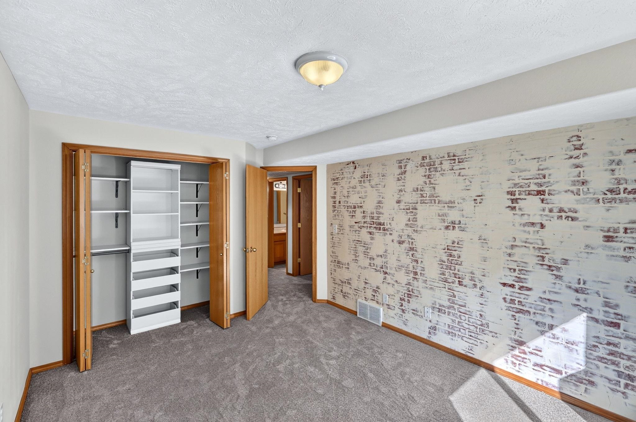 1019 W BOLAN Ave - Photo 35
