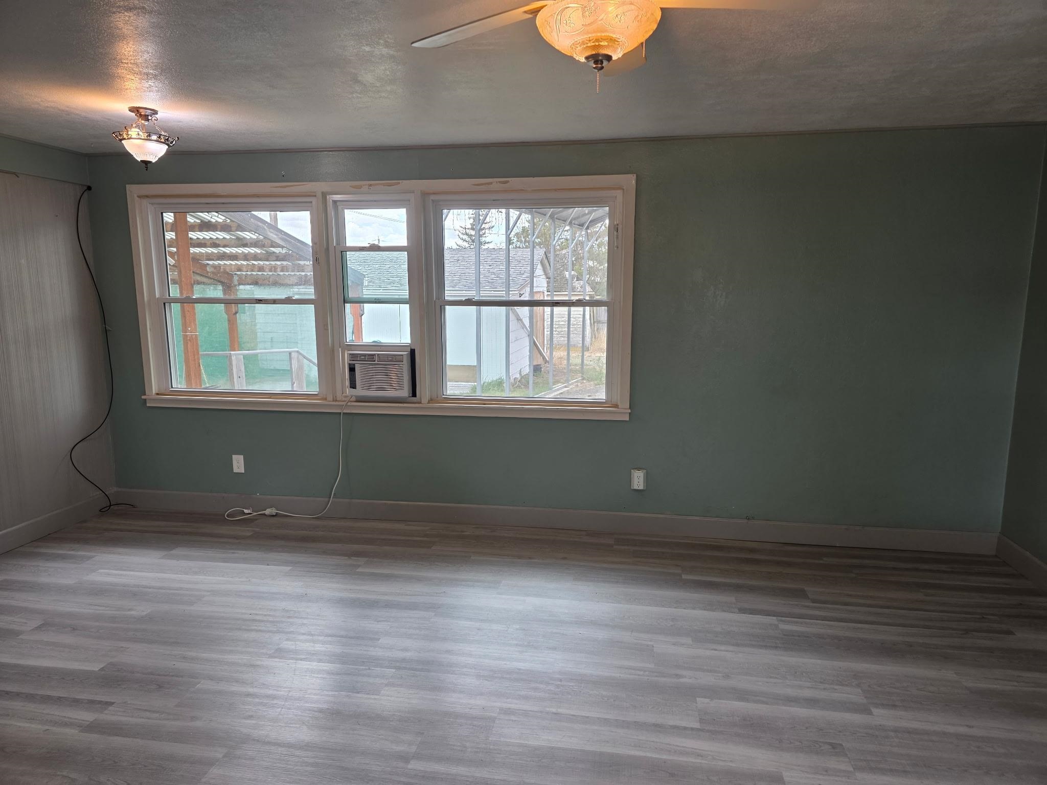 711 Washington St - Photo 5