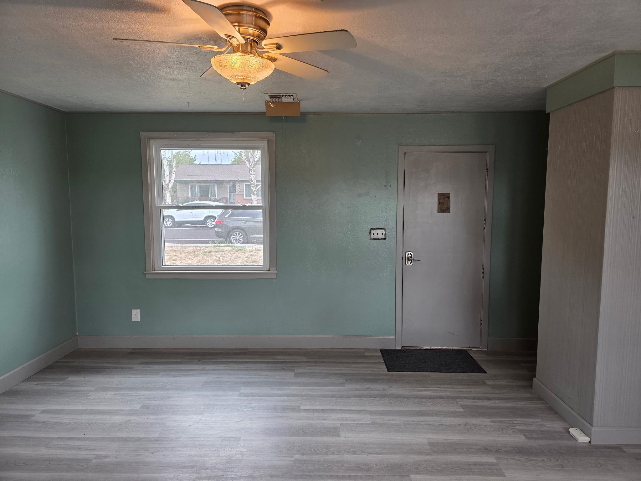 711 Washington St - Photo 7