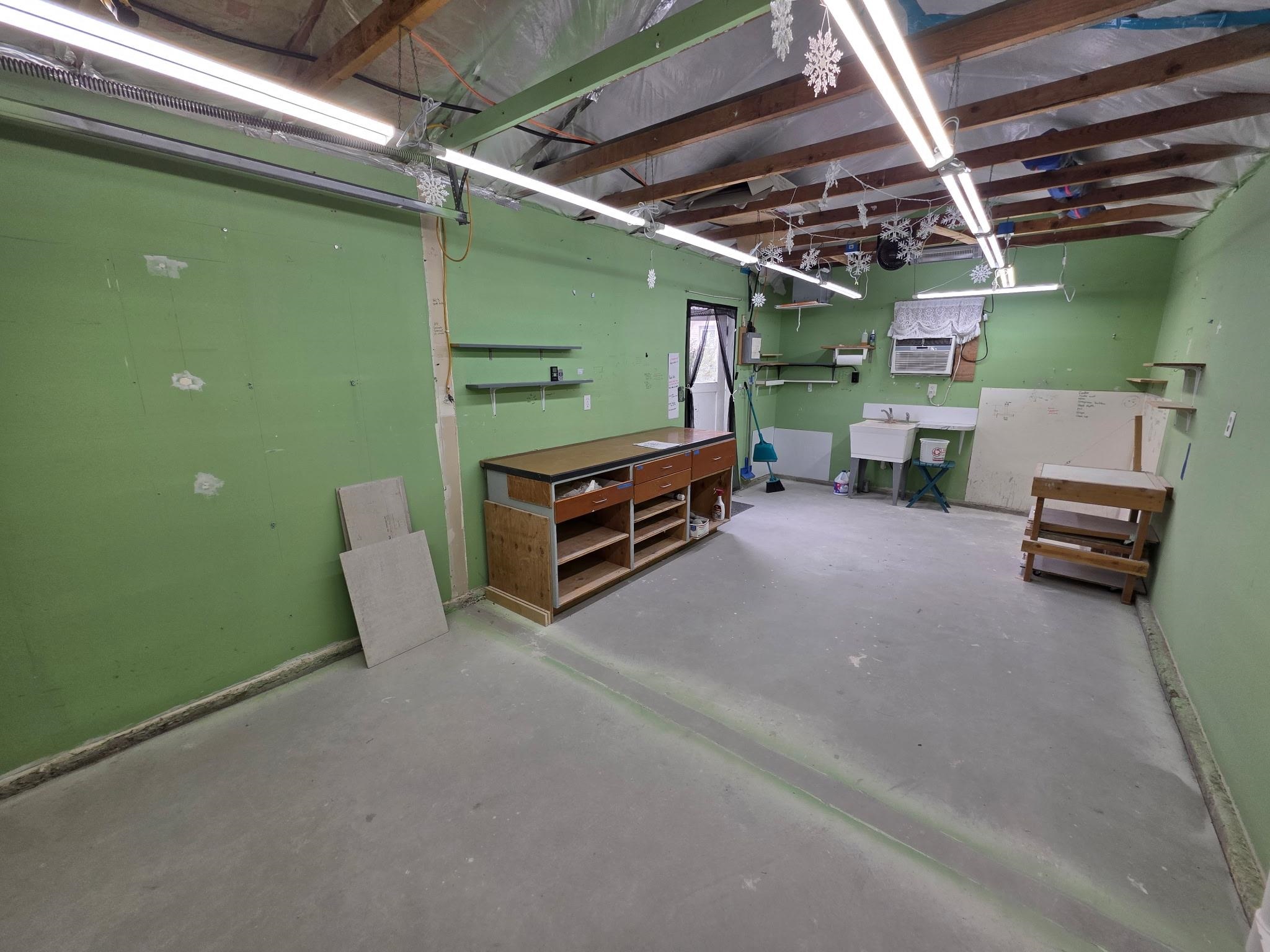 711 Washington St - Photo 16