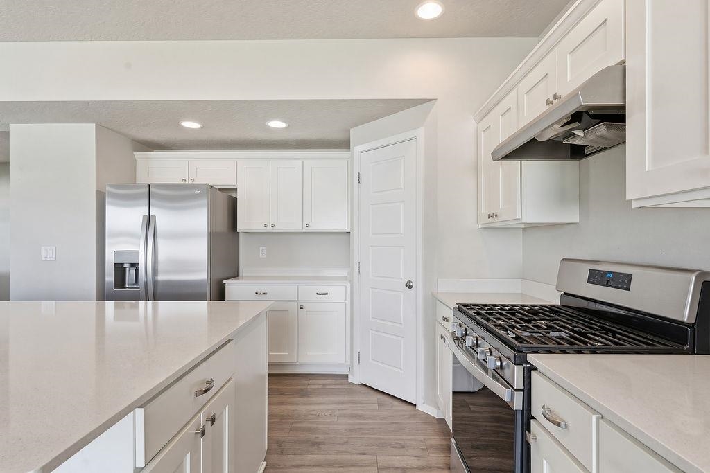 8434 W Sugar Ct - Photo 6