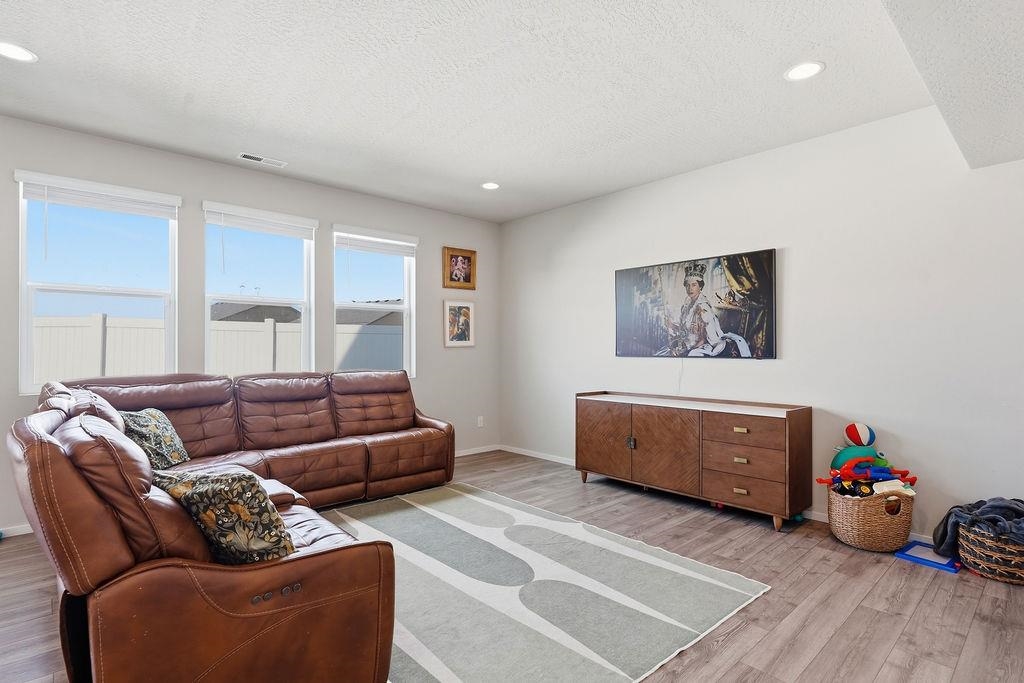 8434 W Sugar Ct - Photo 10