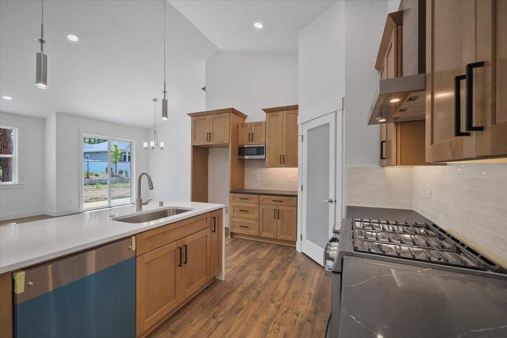 11206 E 27th Ave - Photo 12