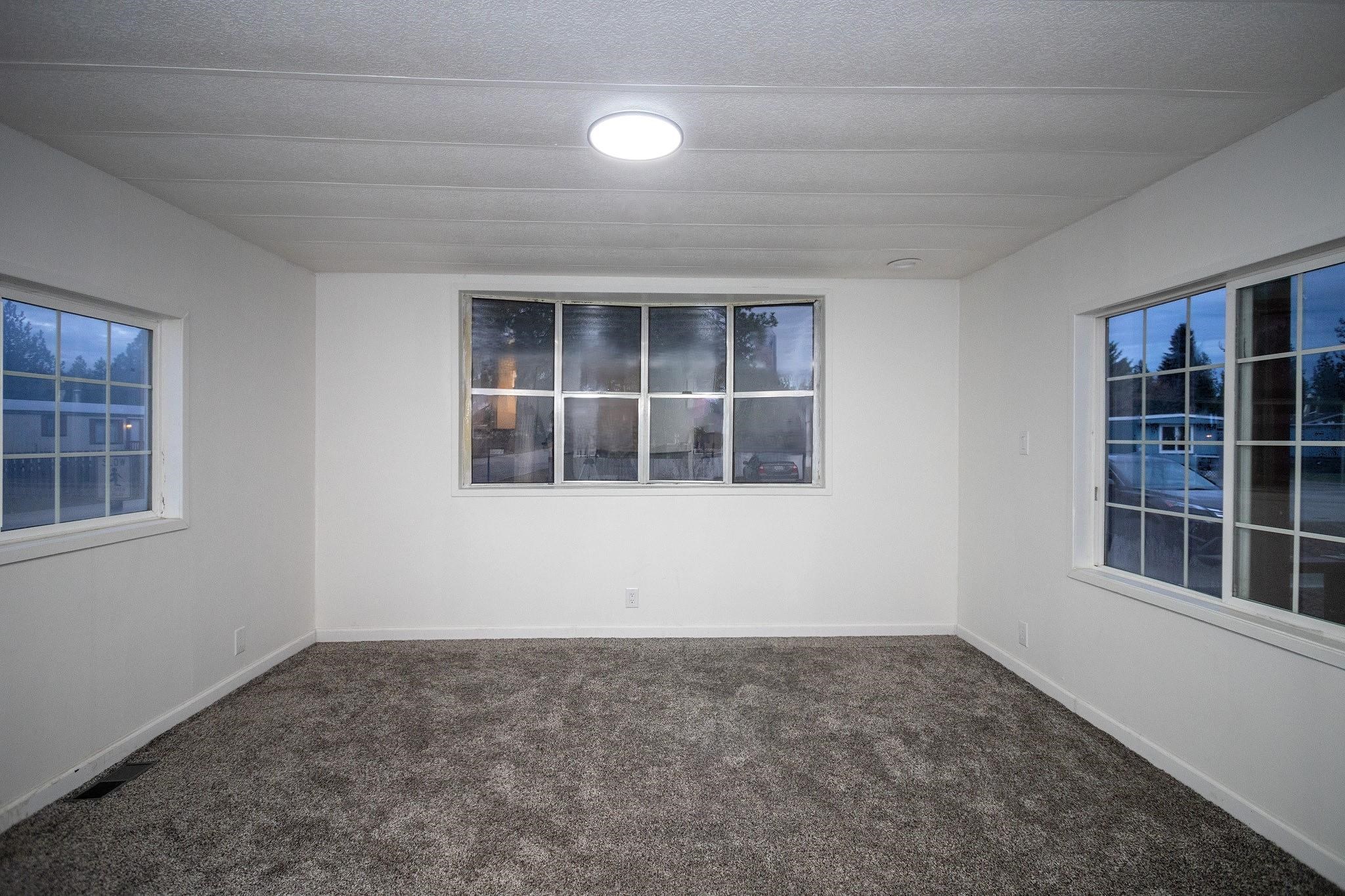 40414 N Newport Hwy - Photo 3