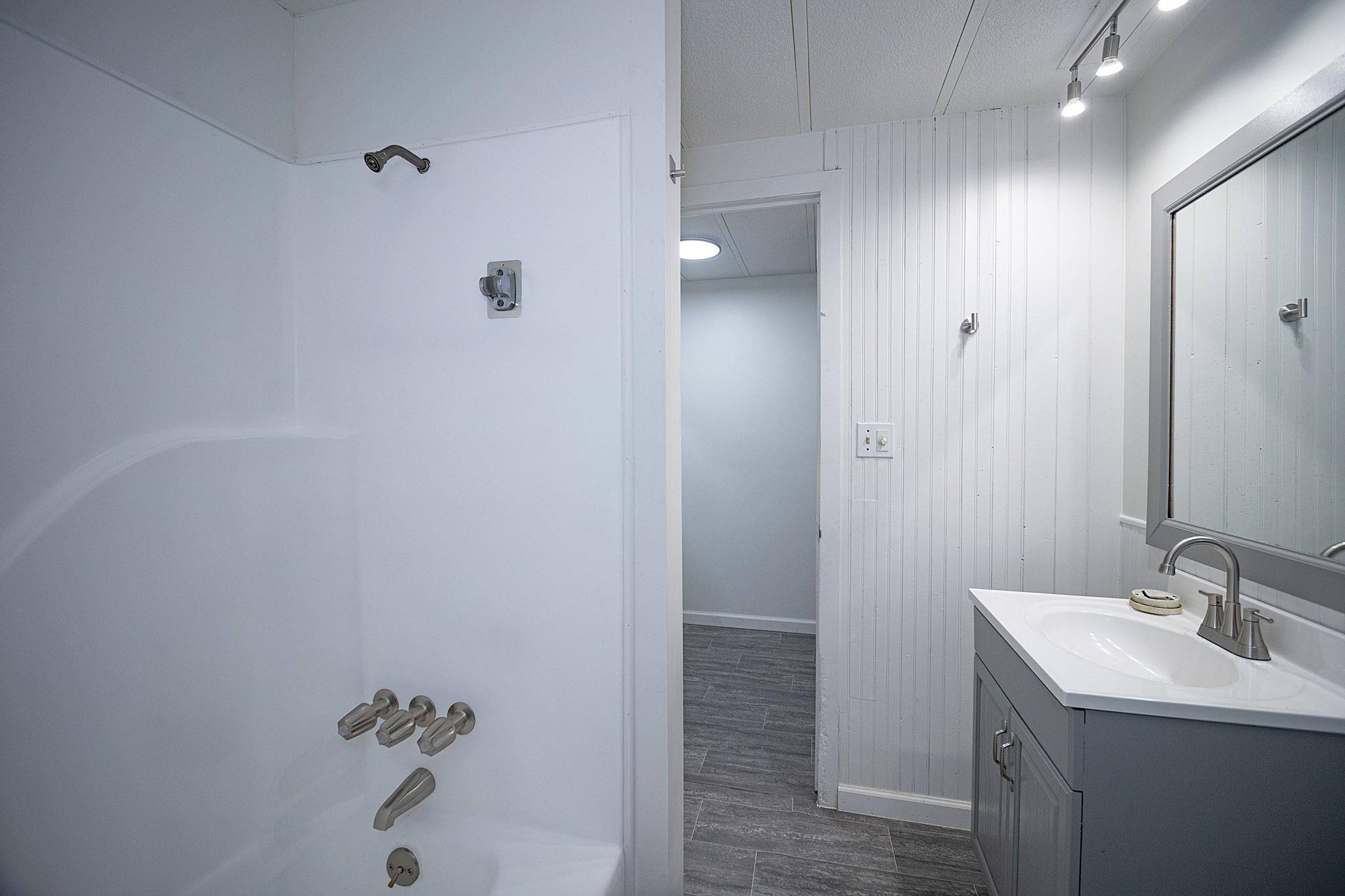 40414 N Newport Hwy - Photo 22
