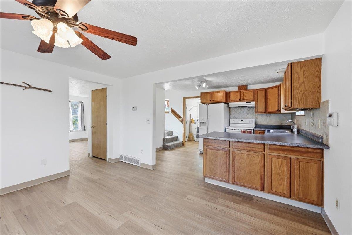 1712 E Queen Ave - Photo 12