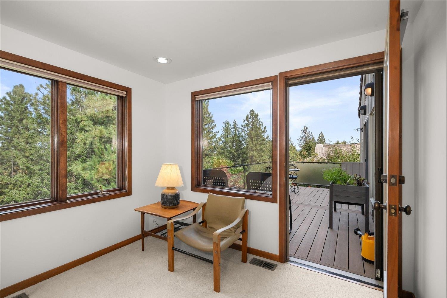 2039 S PARKWOOD Cir - Photo 16