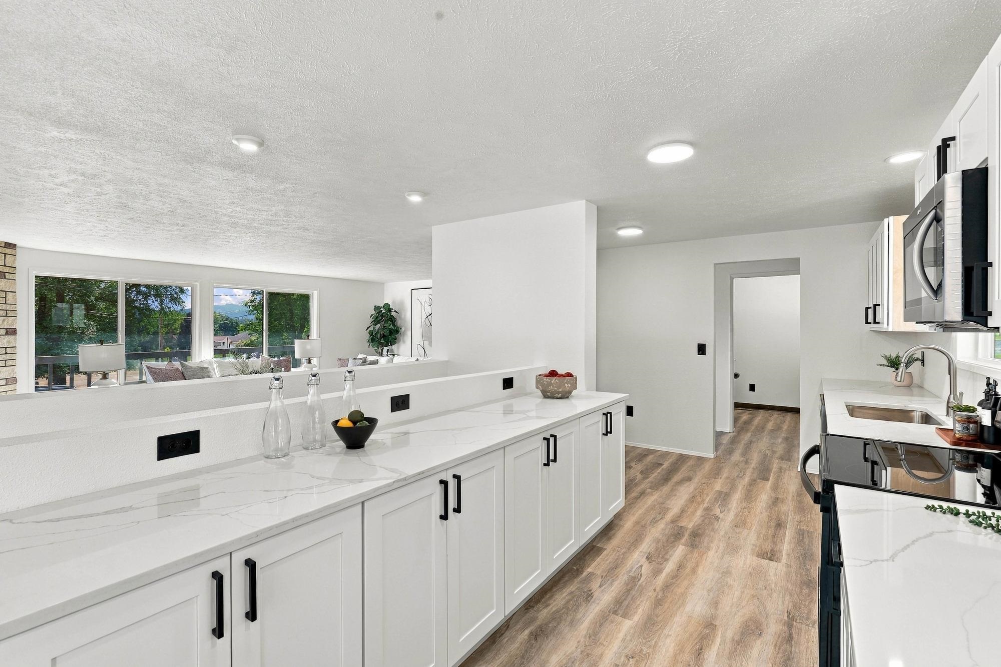 14706 E 24th Ave - Photo 13