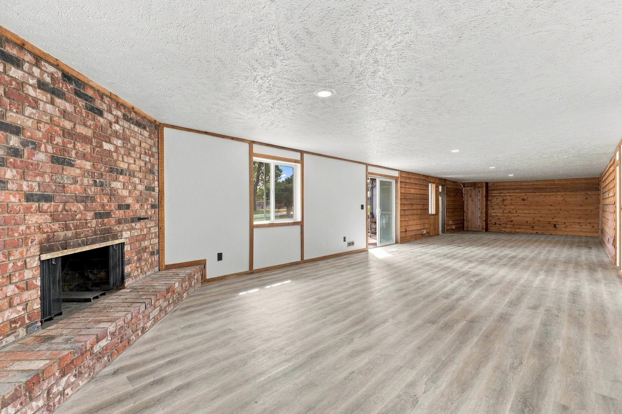 14706 E 24th Ave - Photo 20