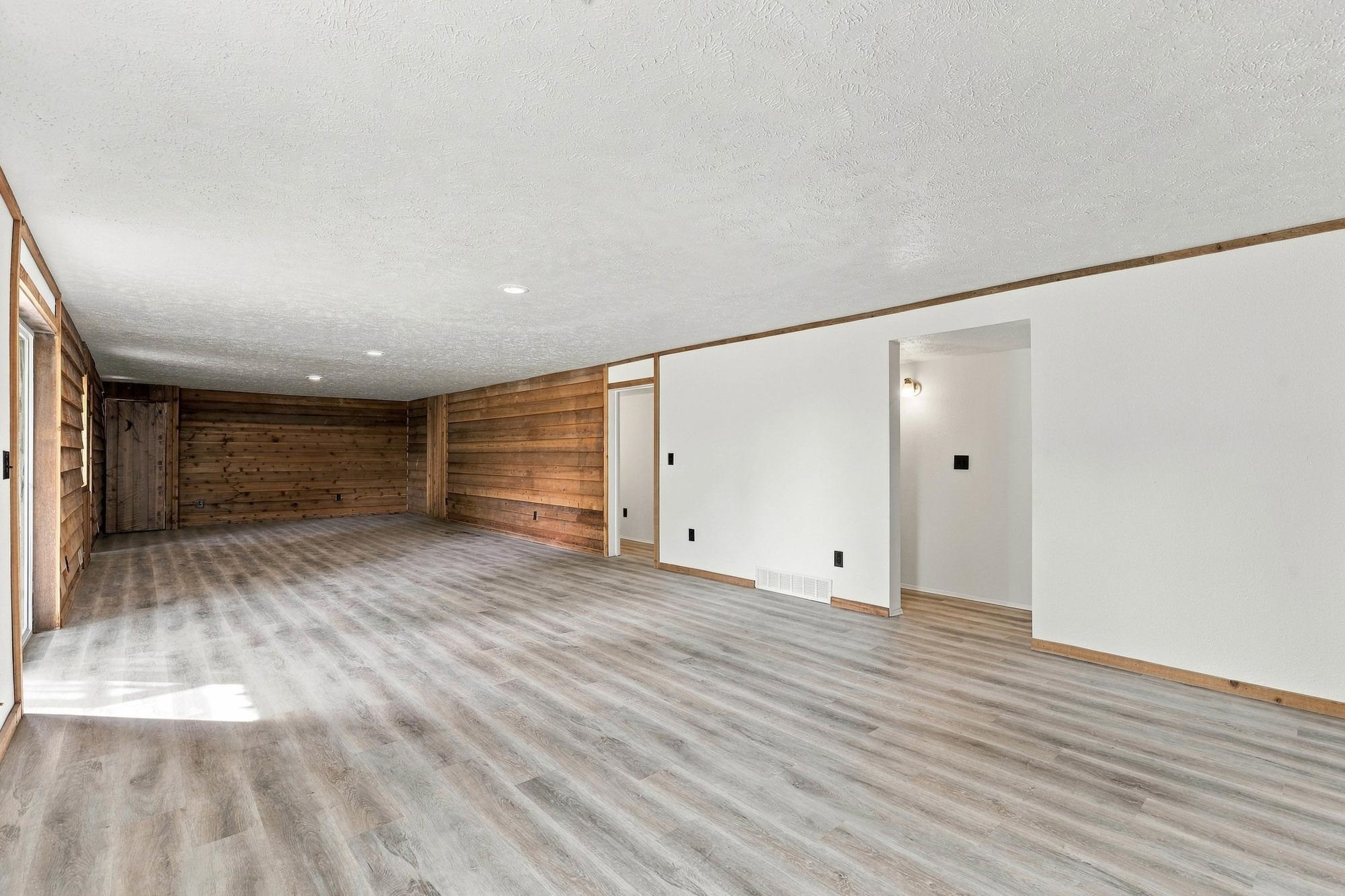 14706 E 24th Ave - Photo 23