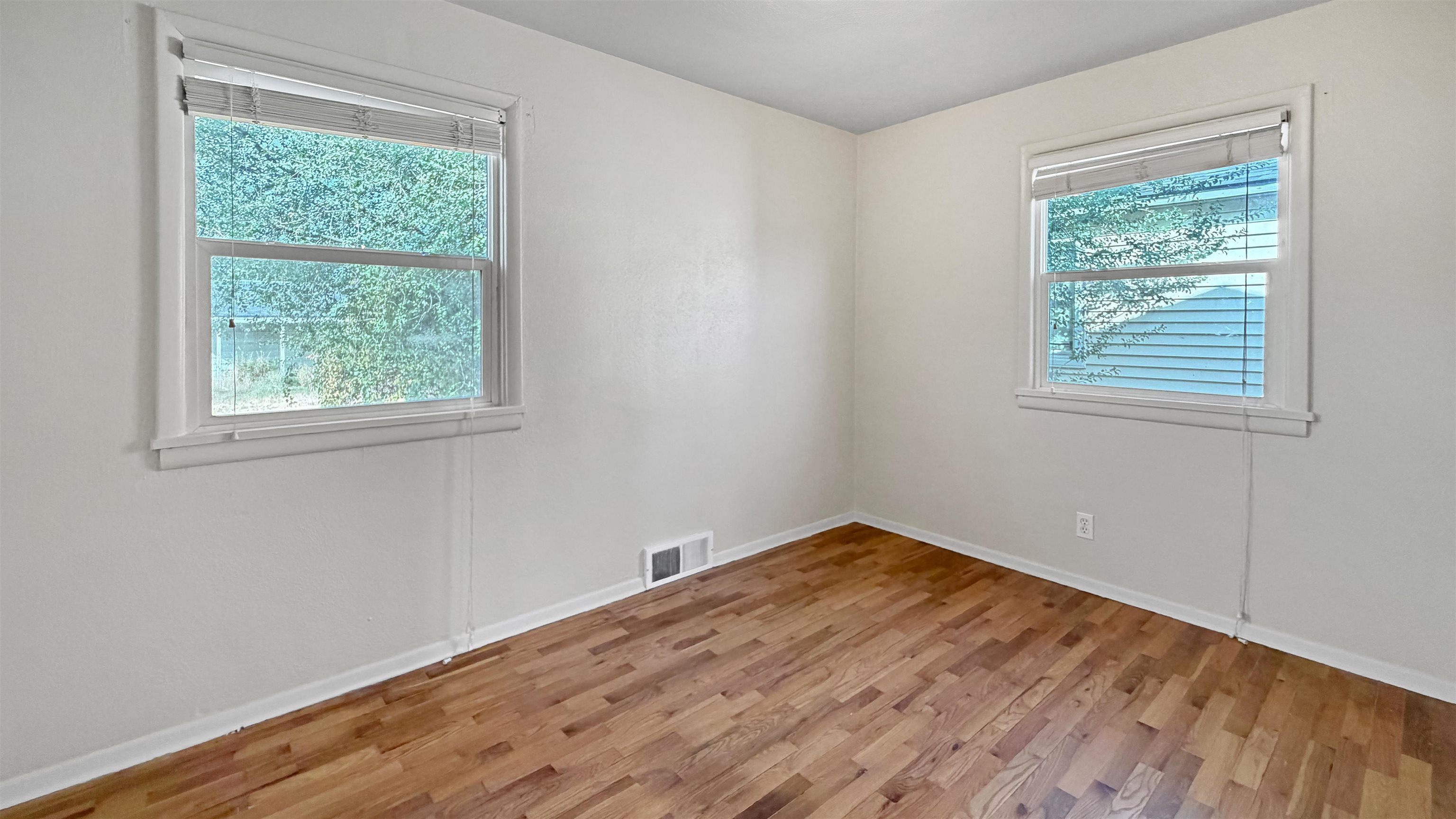 3507 E Jackson Ave - Photo 9