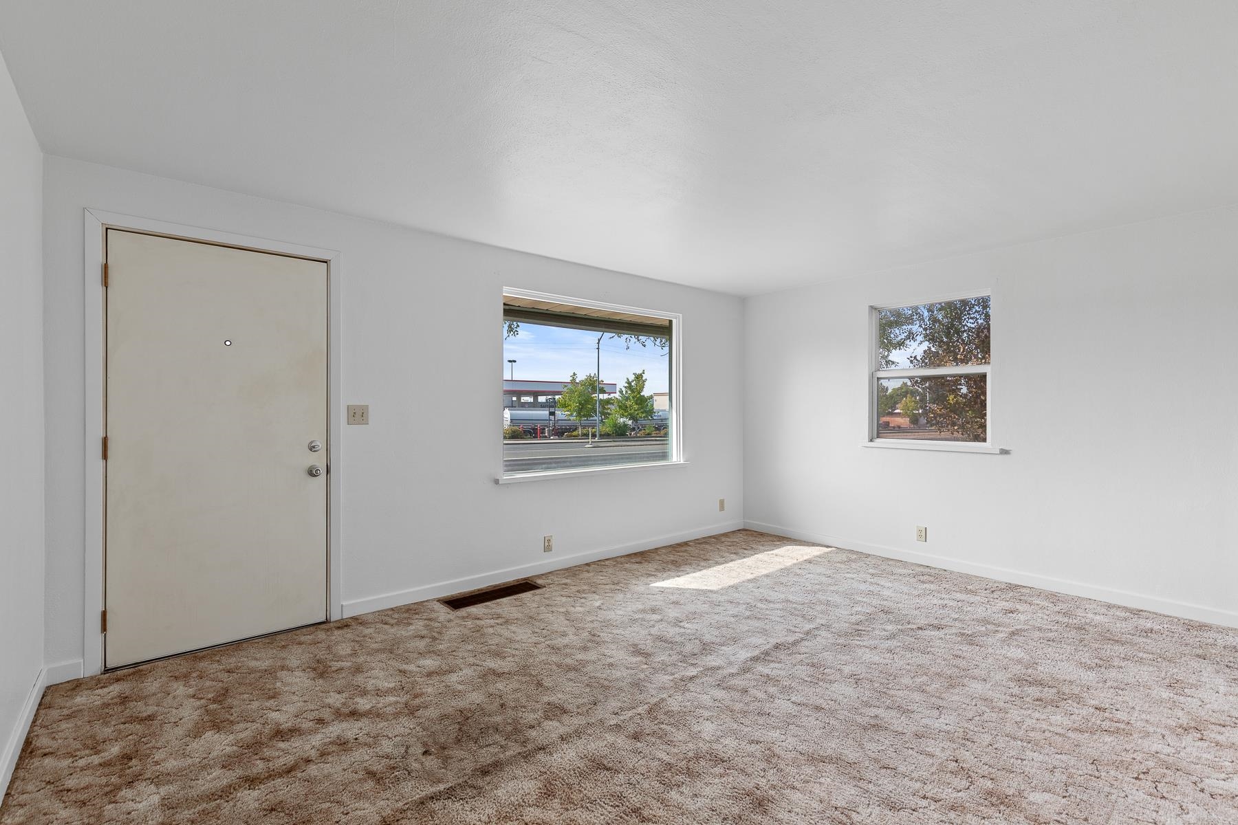 2412 W Wellesley Ave - Photo 3