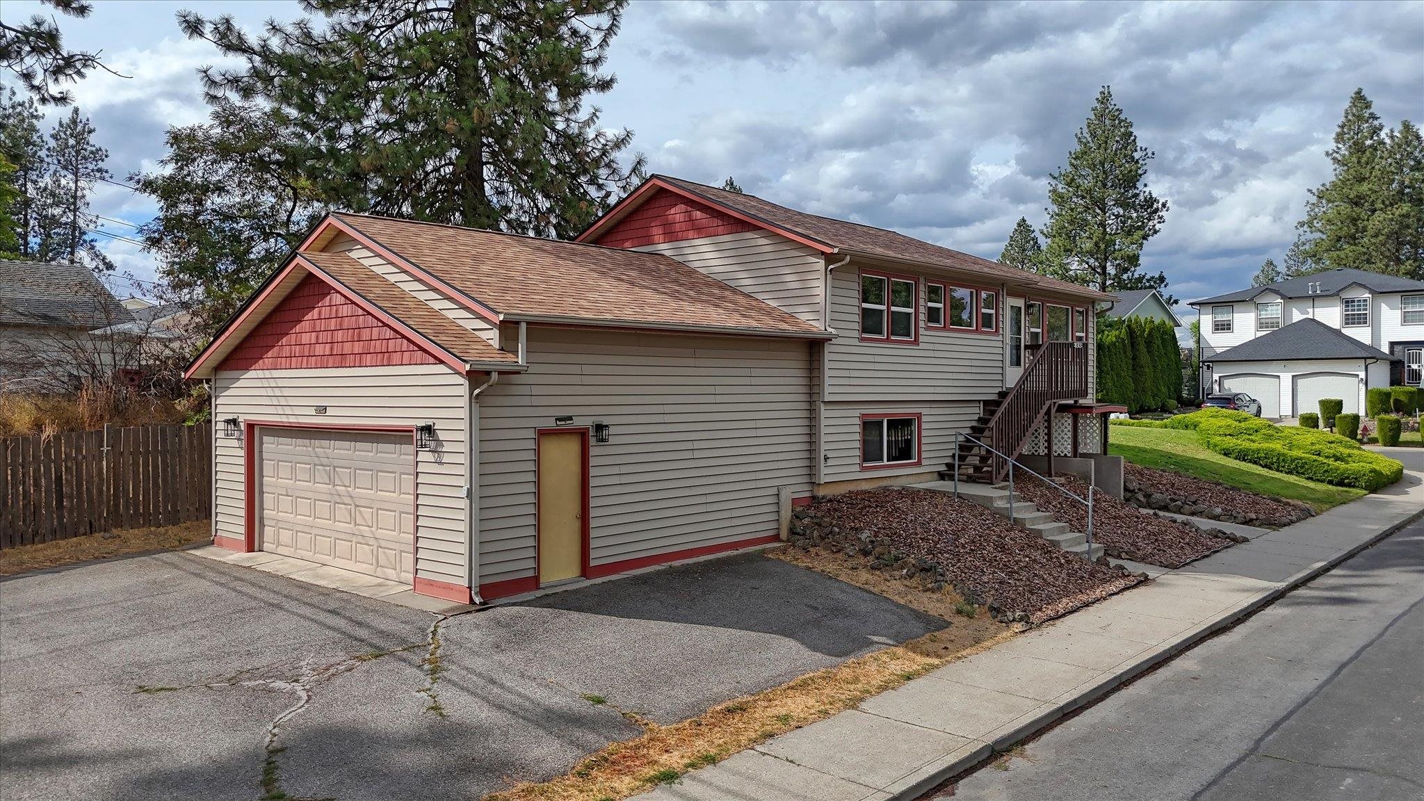 3030 E 33rd Ave - Photo 3