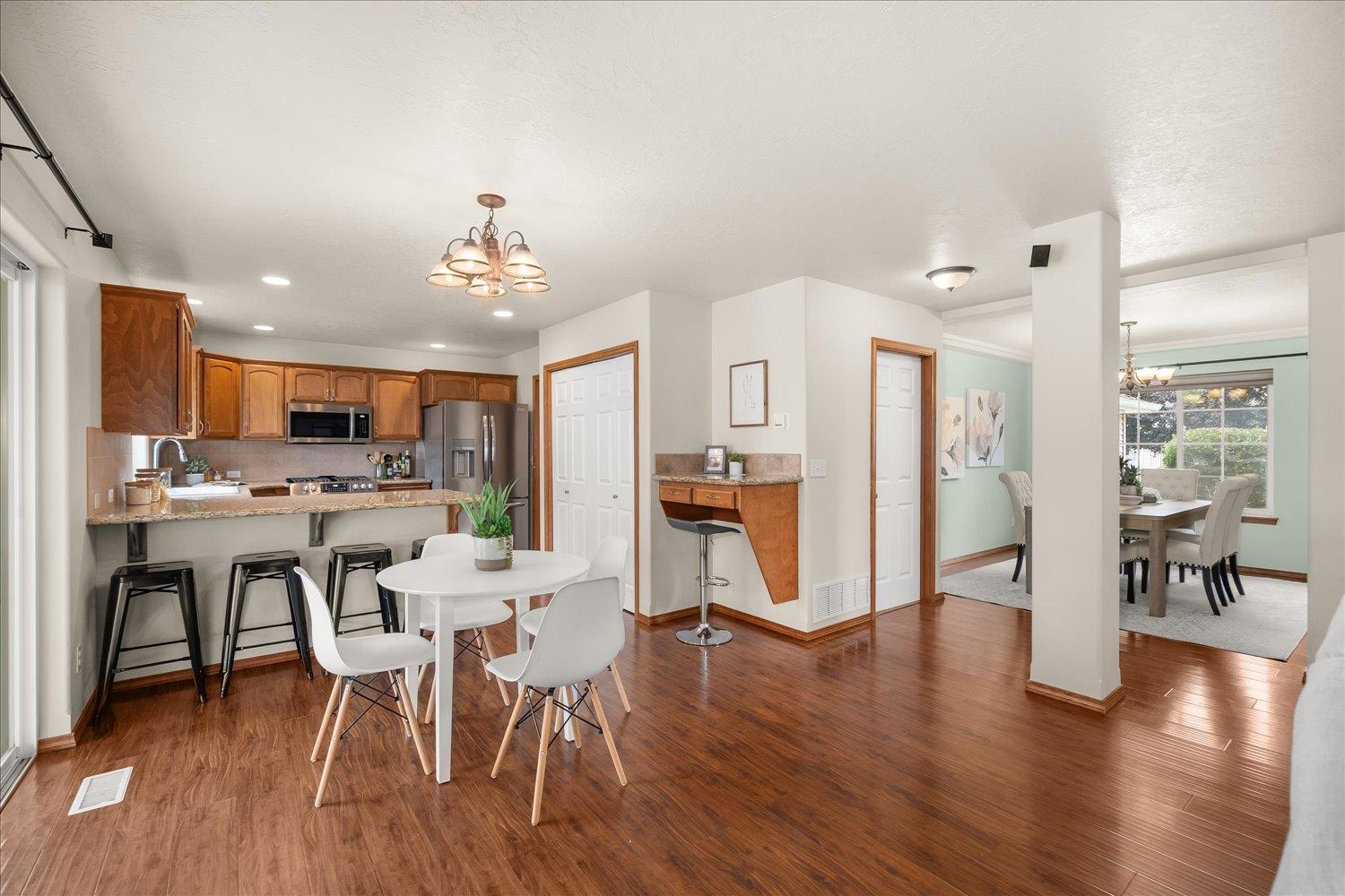 5122 N Harvard Ct - Photo 9