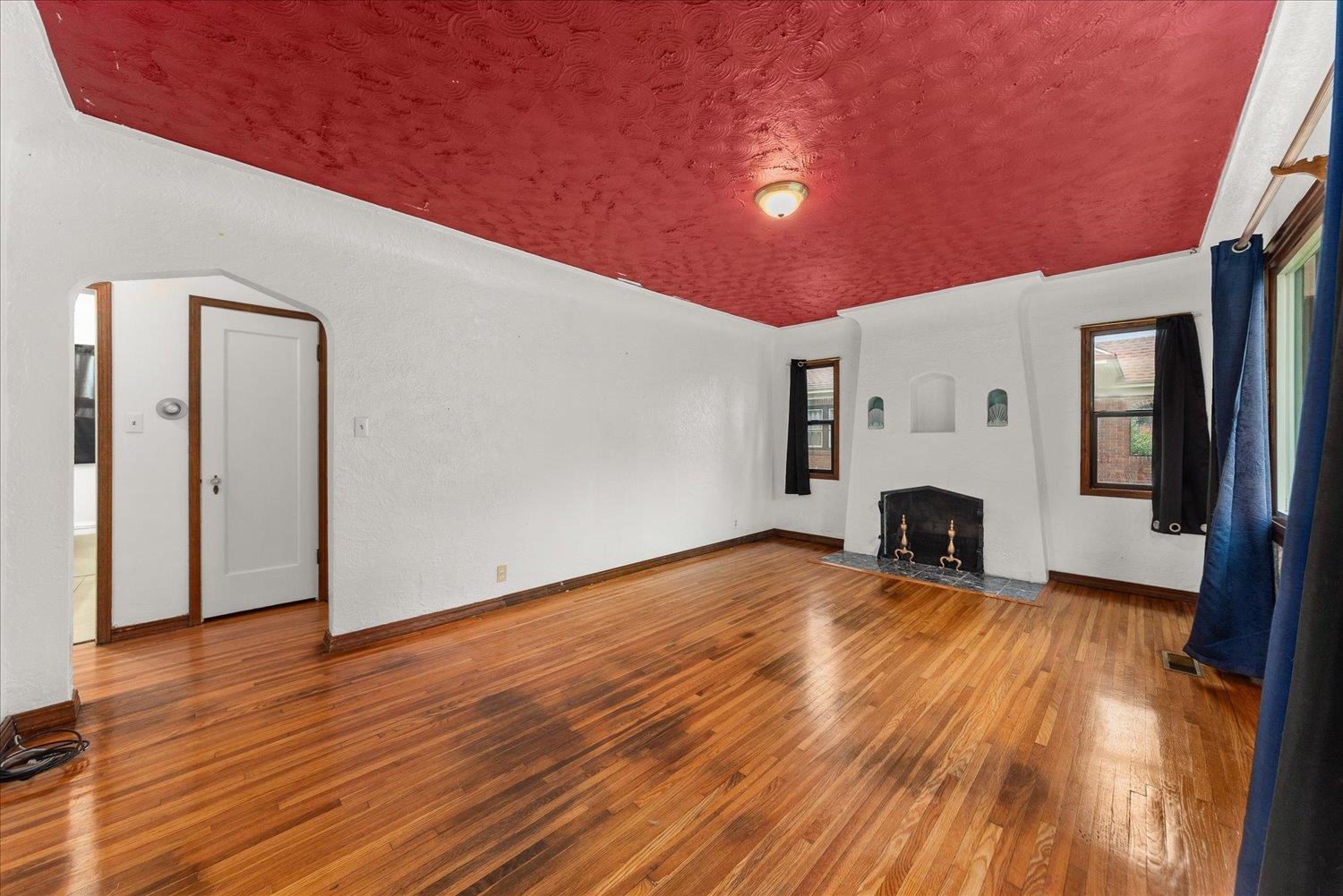 2617 N Atlantic St - Photo 2